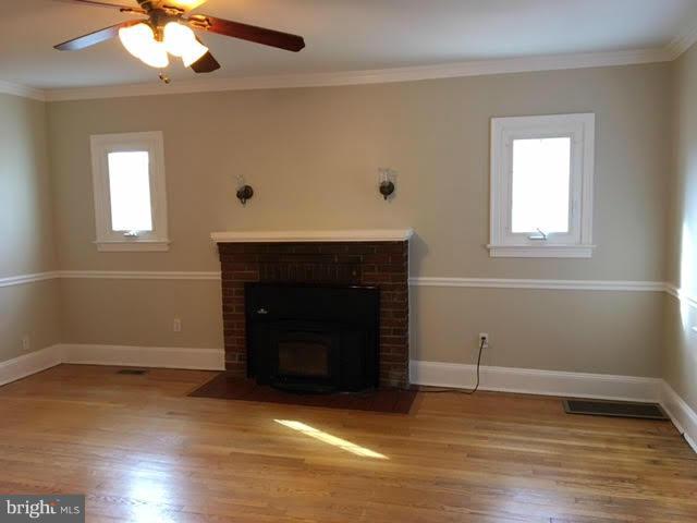 ARLINGTON VILLAGE - Residential Lease