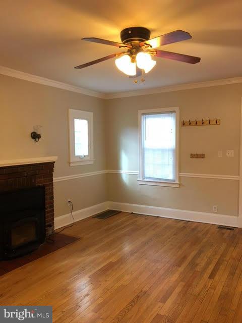 ARLINGTON VILLAGE - Residential Lease