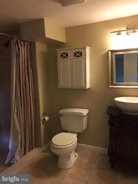 ARLINGTON VILLAGE - Residential Lease