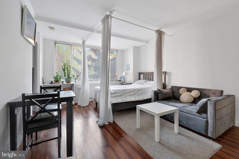 Photo of 1111 Arlington Boulevard #432, ARLINGTON, VA 22209 (MLS # VAAR2073718)
