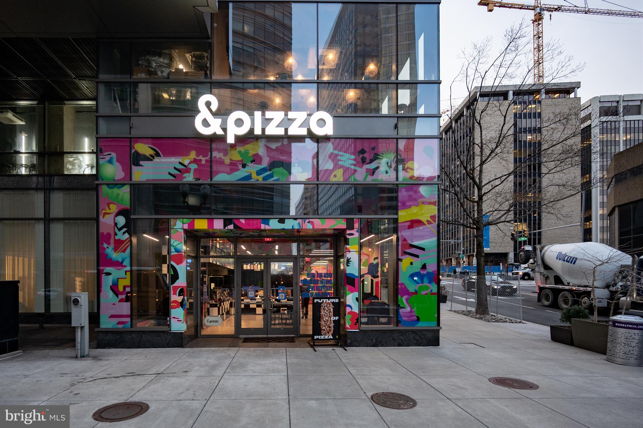 RIVER PLACE - Residential