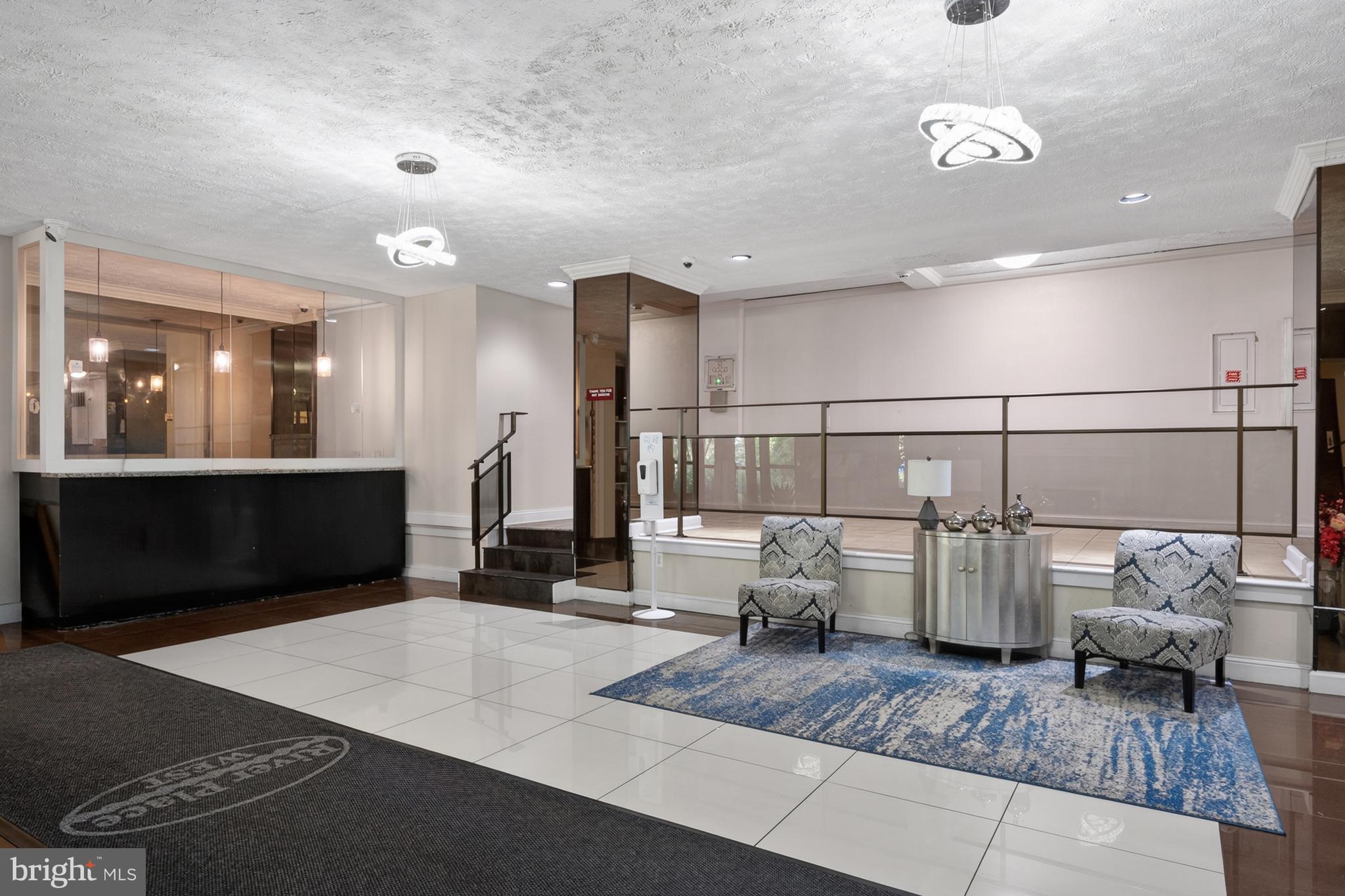 RIVER PLACE - Residential