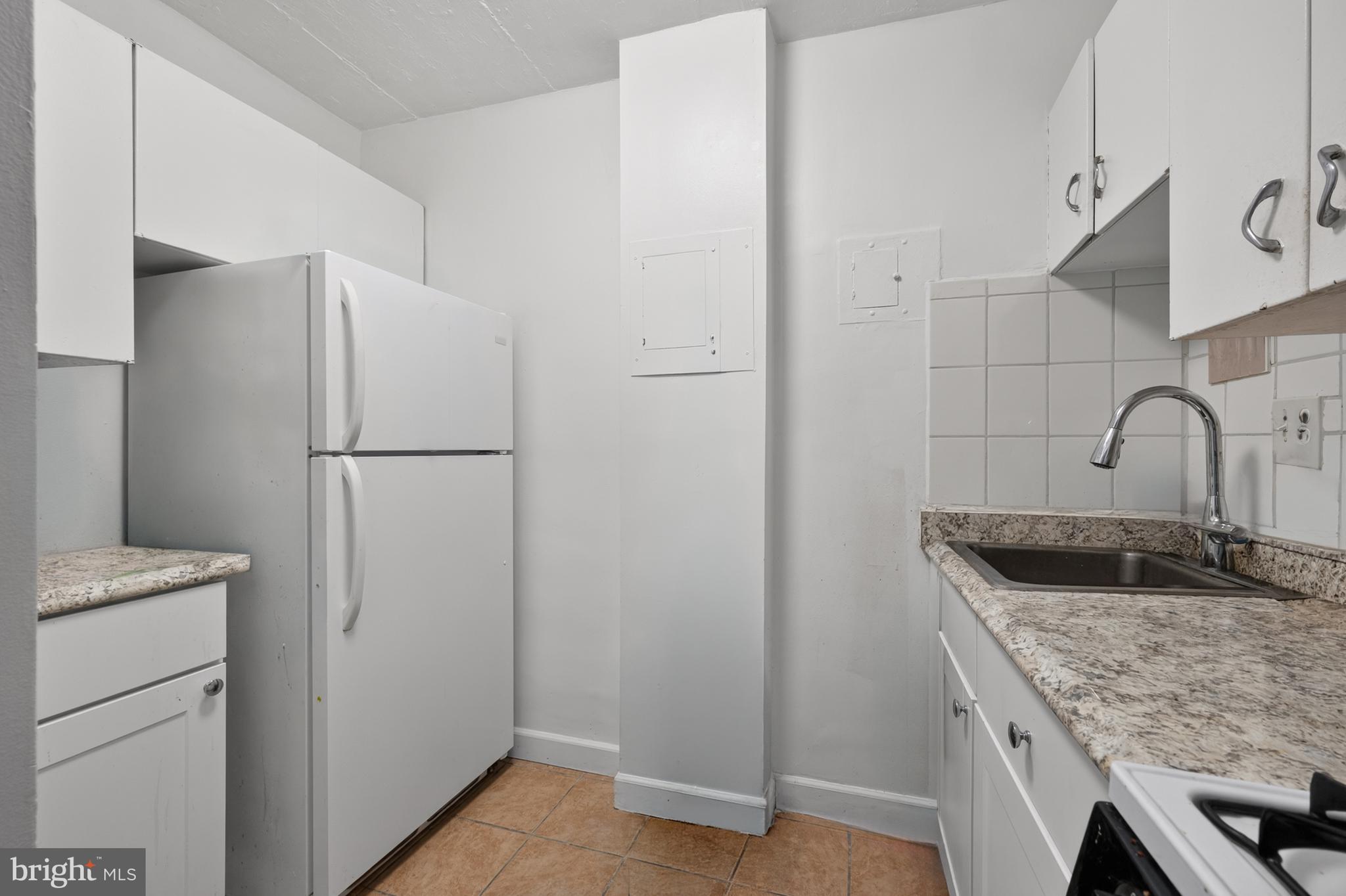 RIVER PLACE - Residential