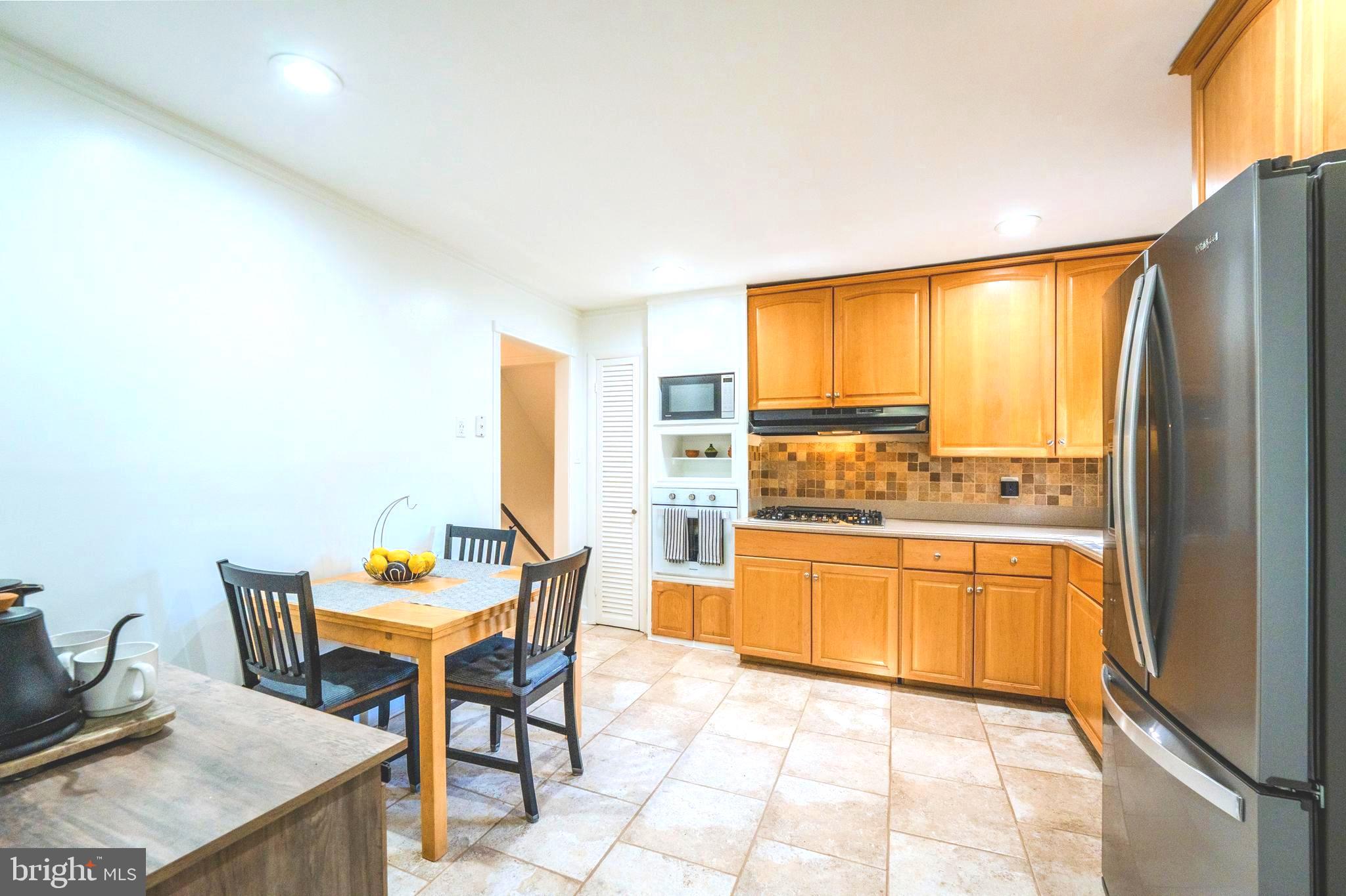 WEST SPRINGFIELD - Residential