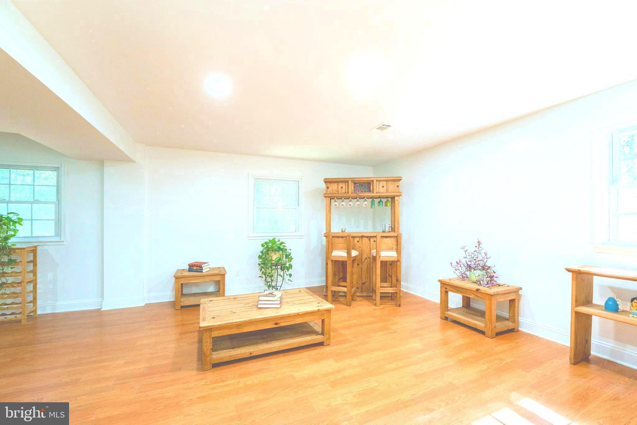WEST SPRINGFIELD - Residential