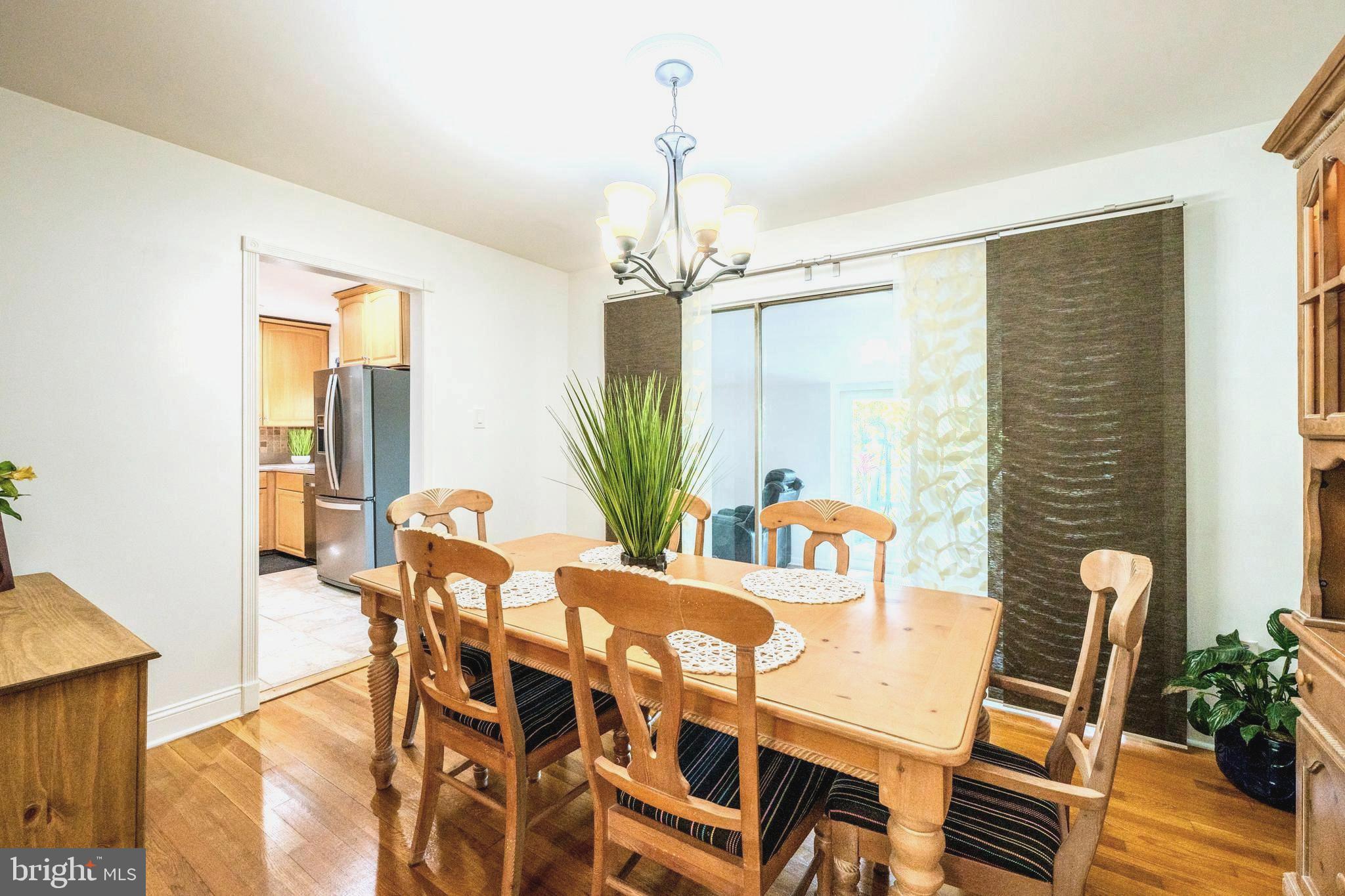 WEST SPRINGFIELD - Residential