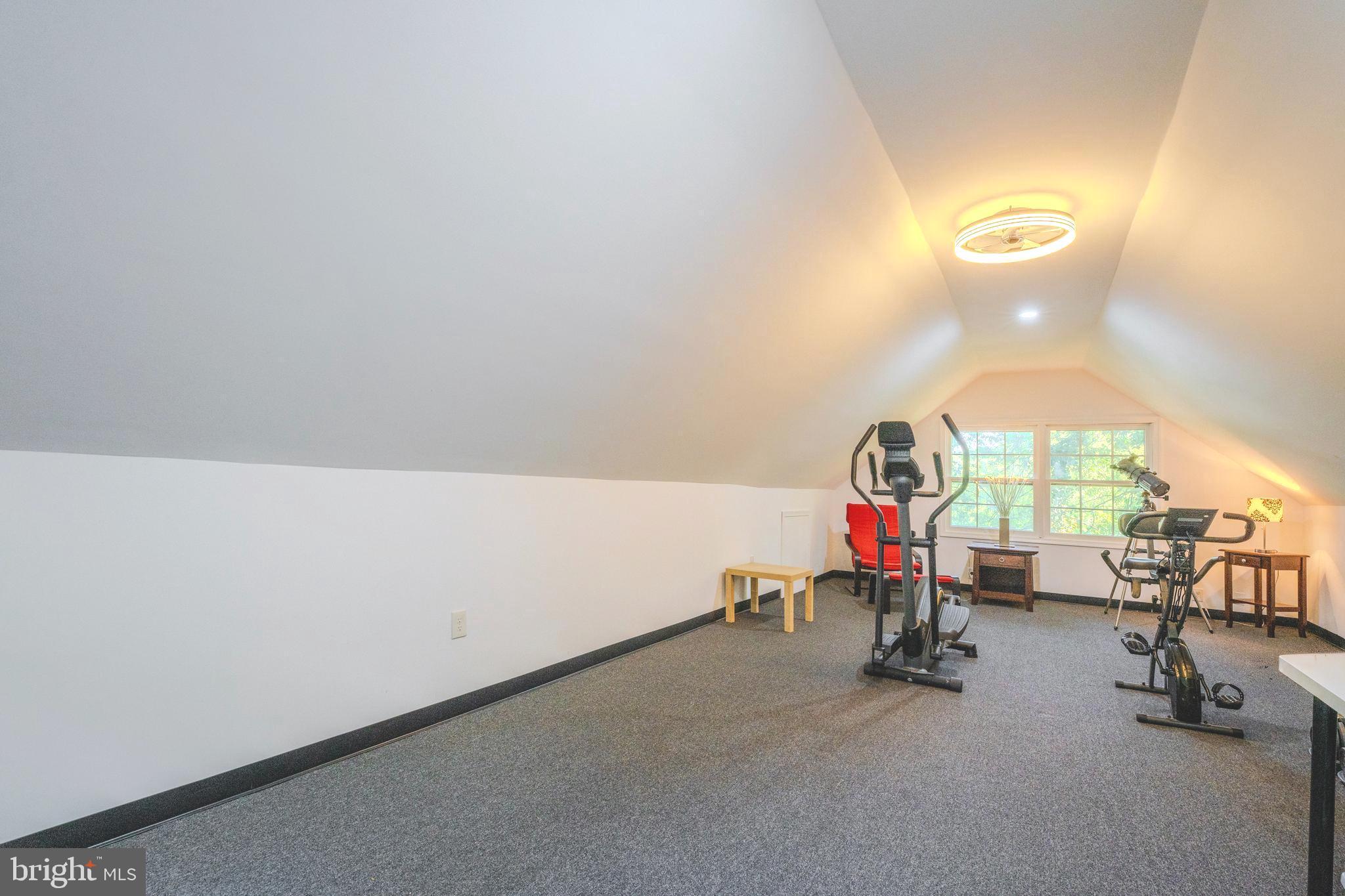 WEST SPRINGFIELD - Residential