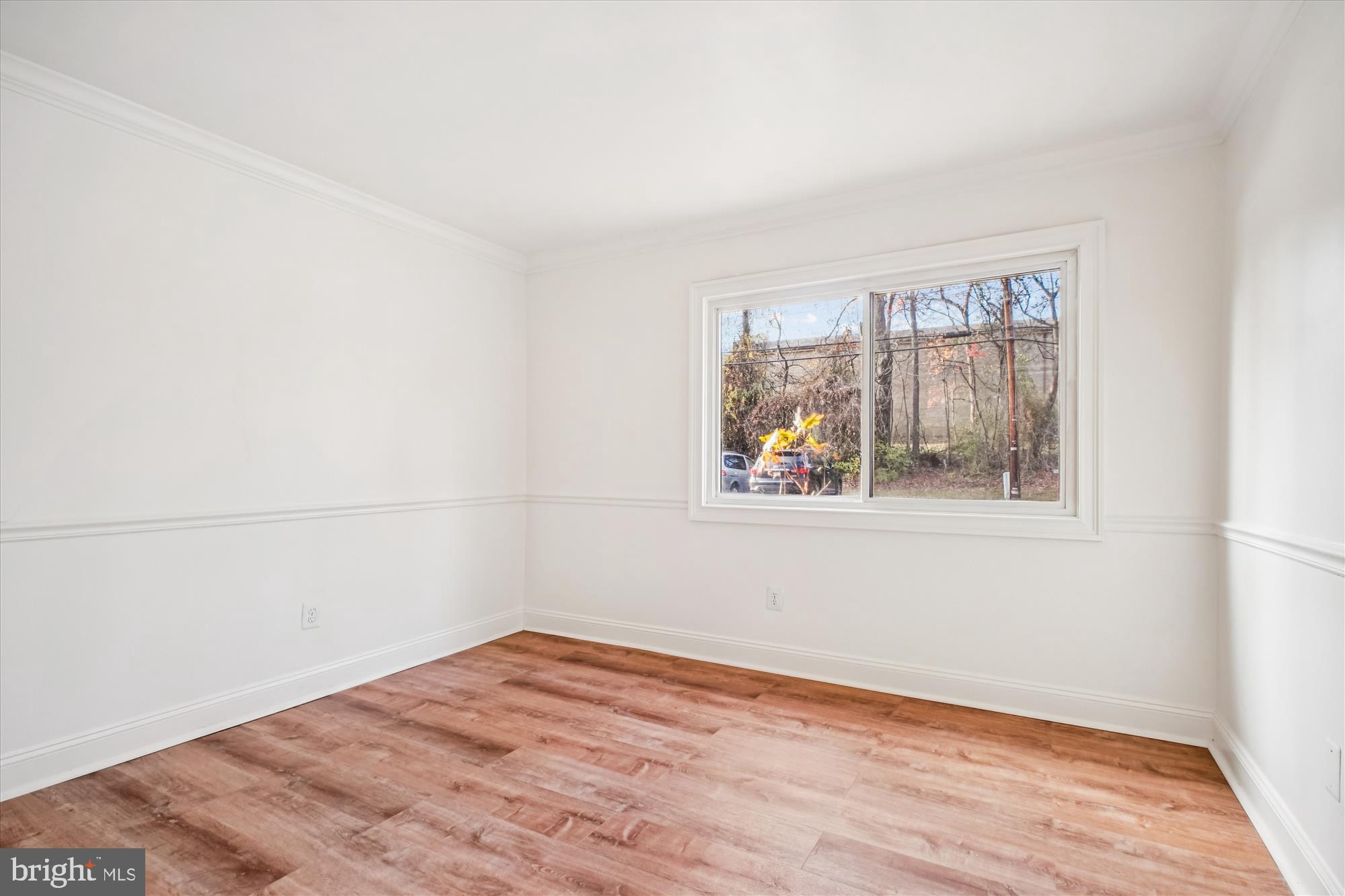 YORKTOWNE SQUARE - Residential Lease