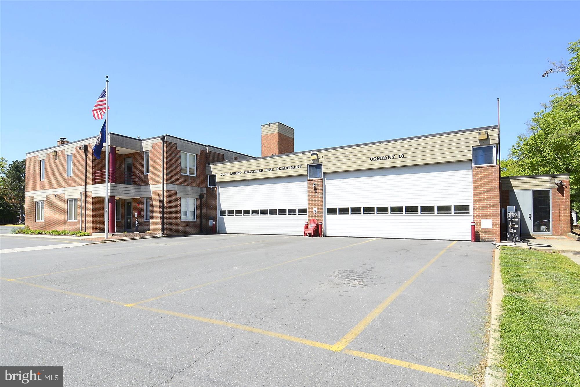 YORKTOWNE SQUARE - Residential Lease