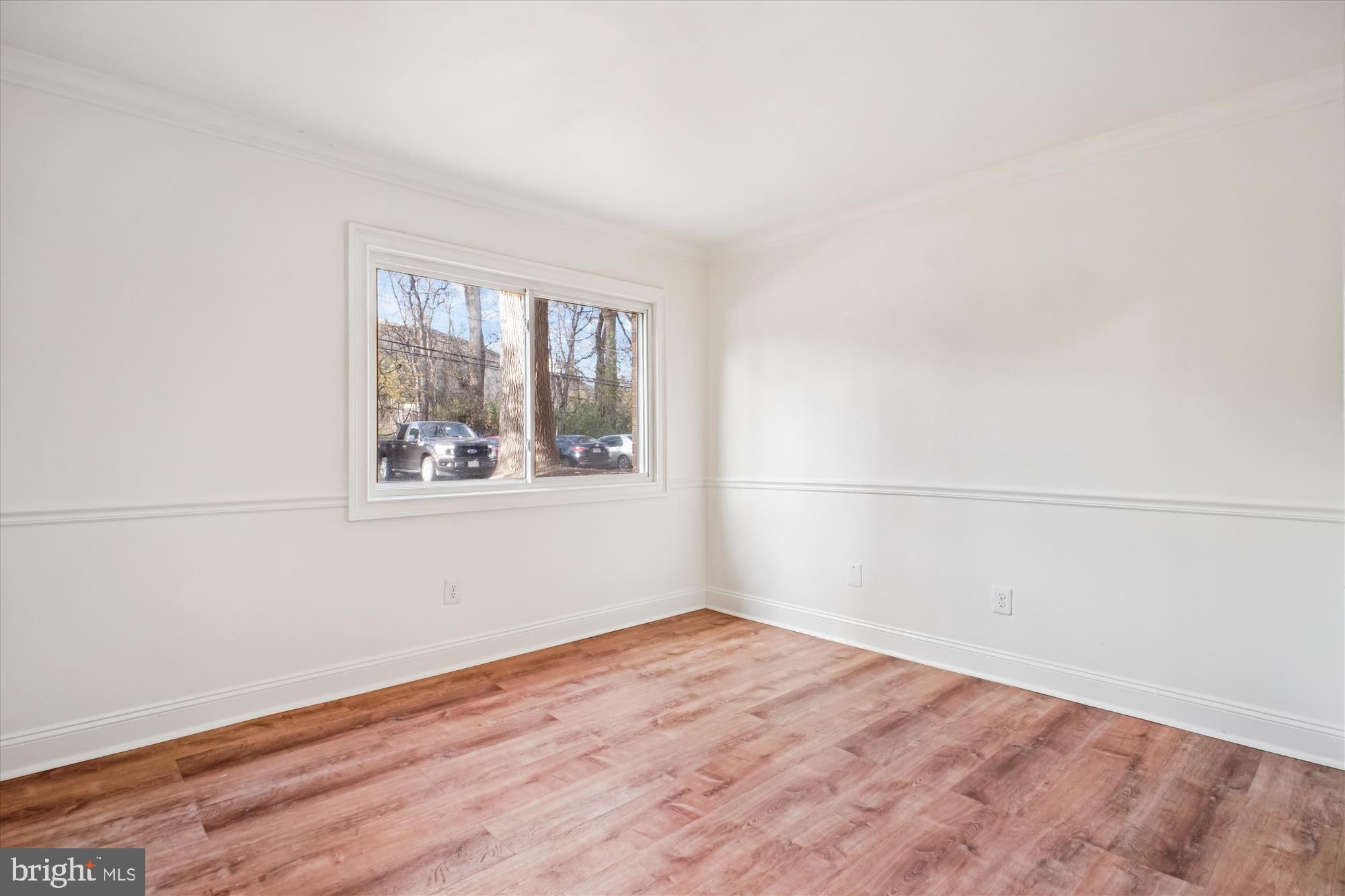 YORKTOWNE SQUARE - Residential Lease