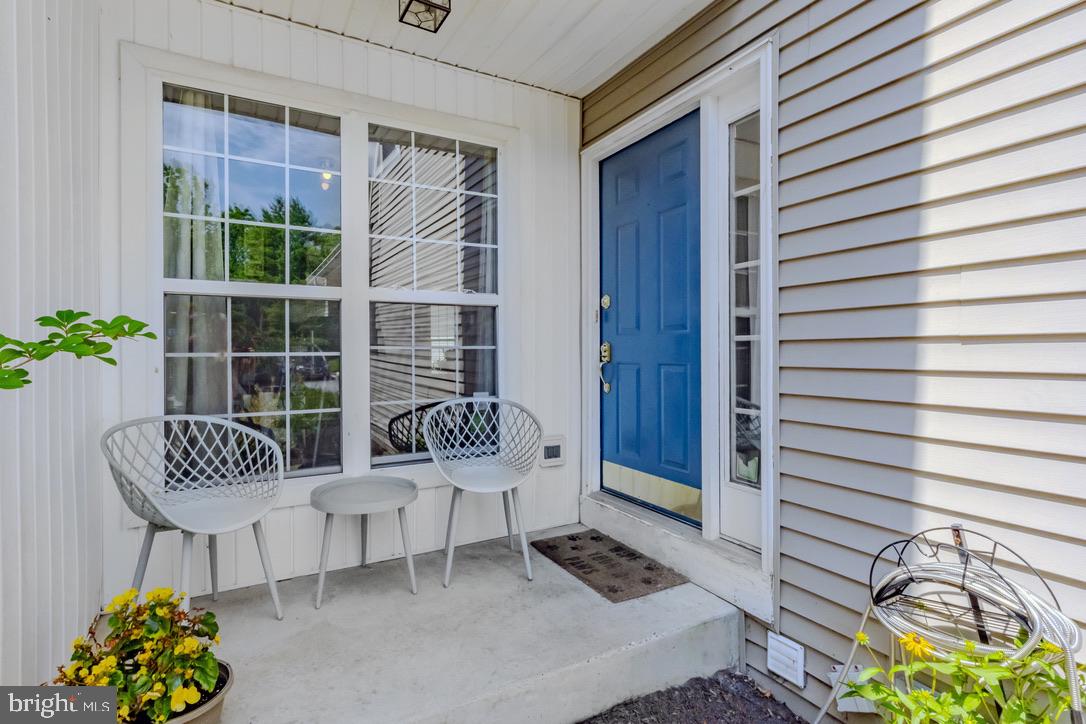 112 STEWARTS COURT 406
