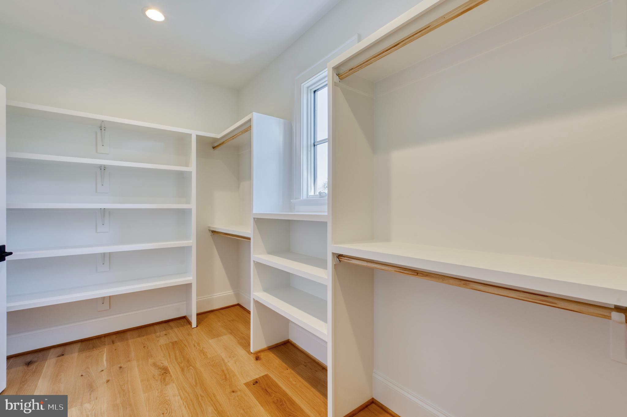 POTOMAC HILLS - Residential