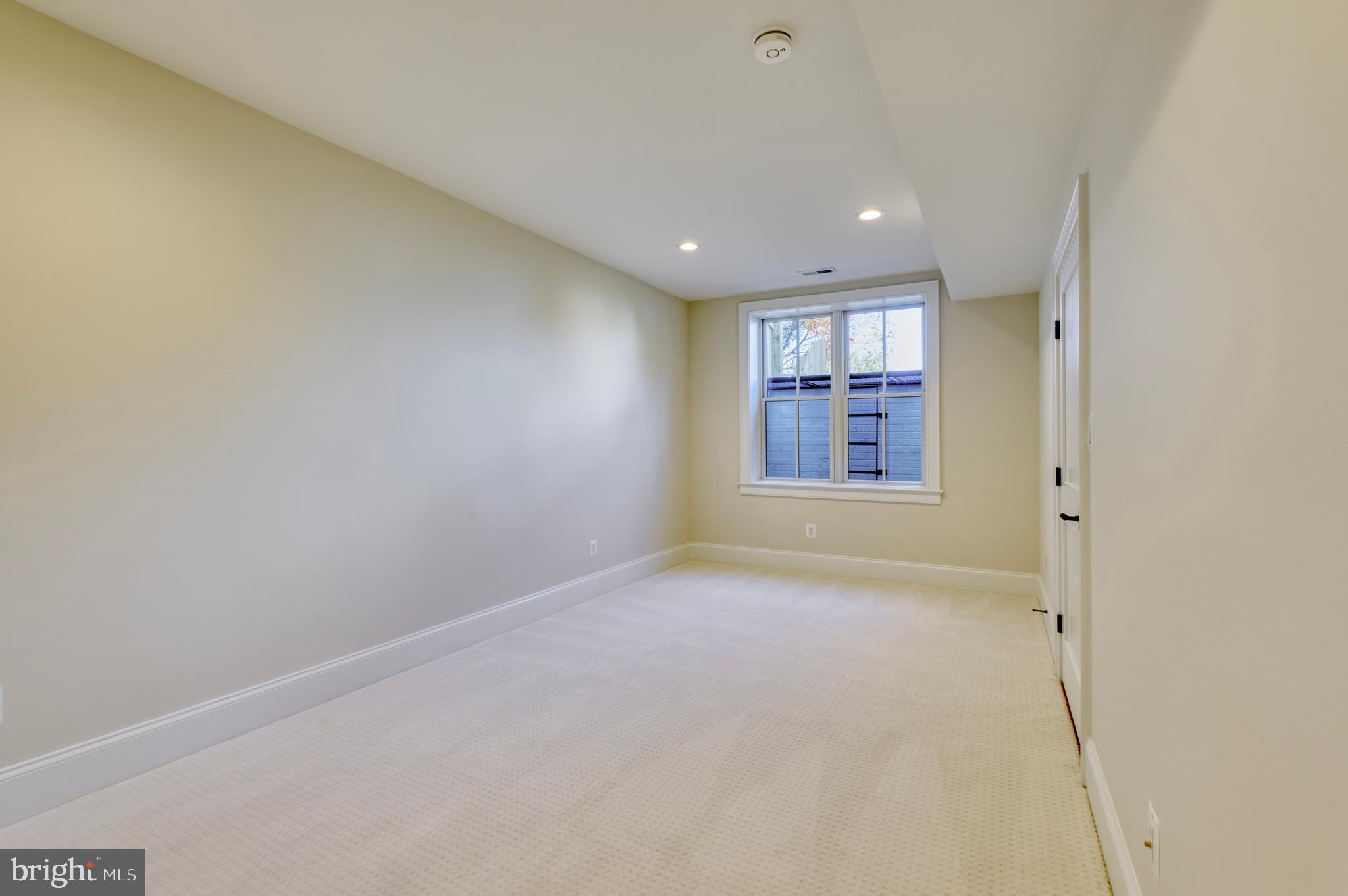 POTOMAC HILLS - Residential