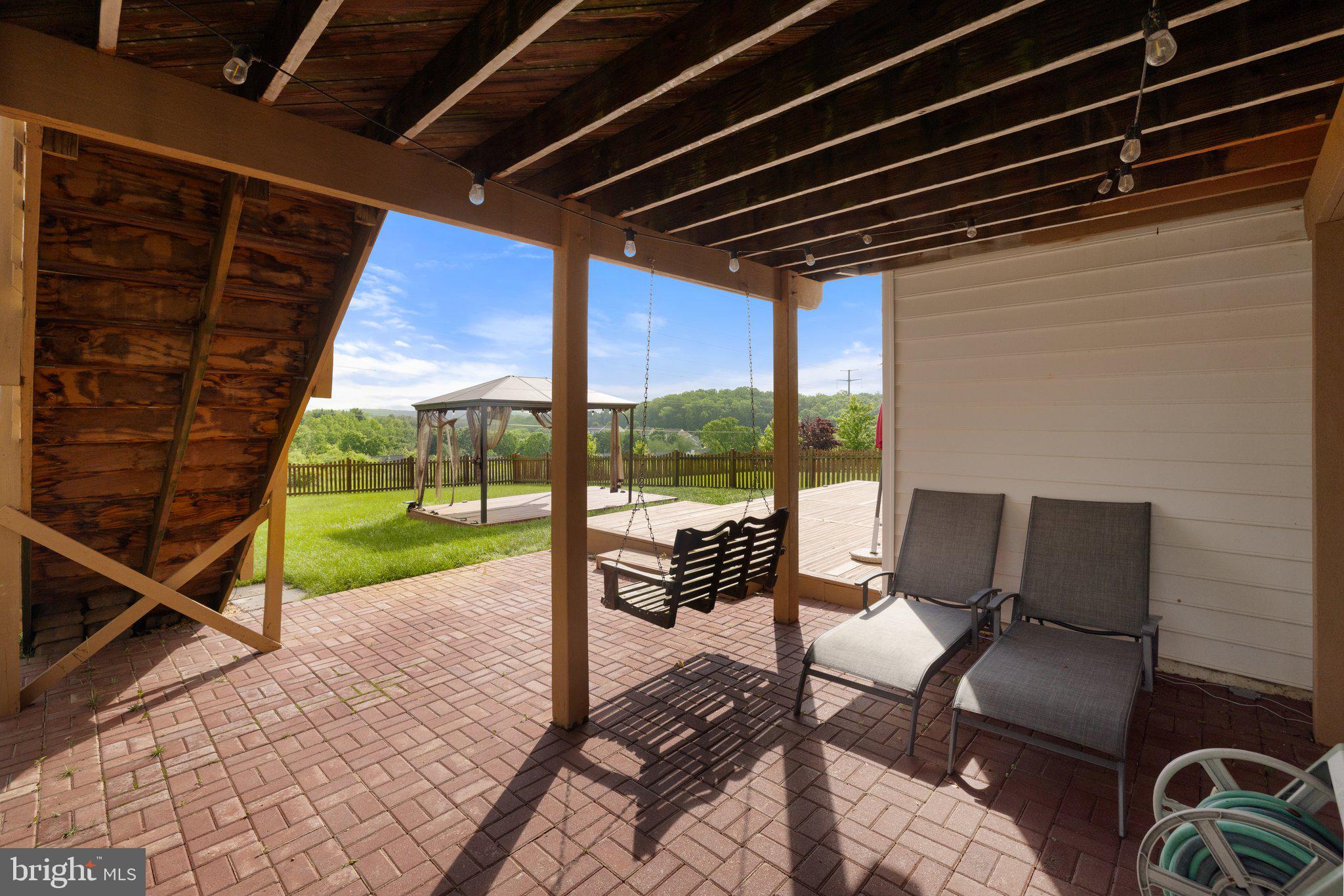 RIVER OAKS - Residential