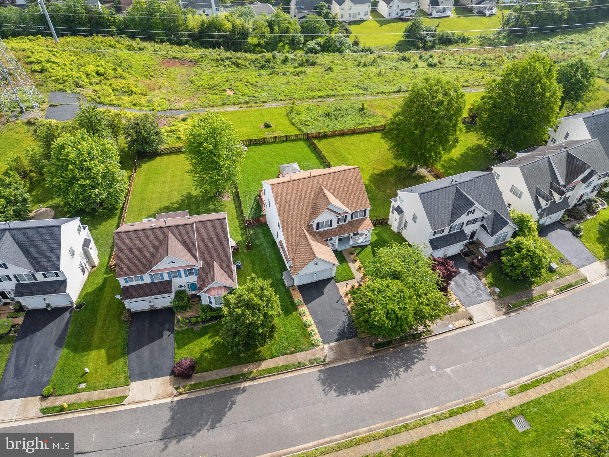 RIVER OAKS - Residential