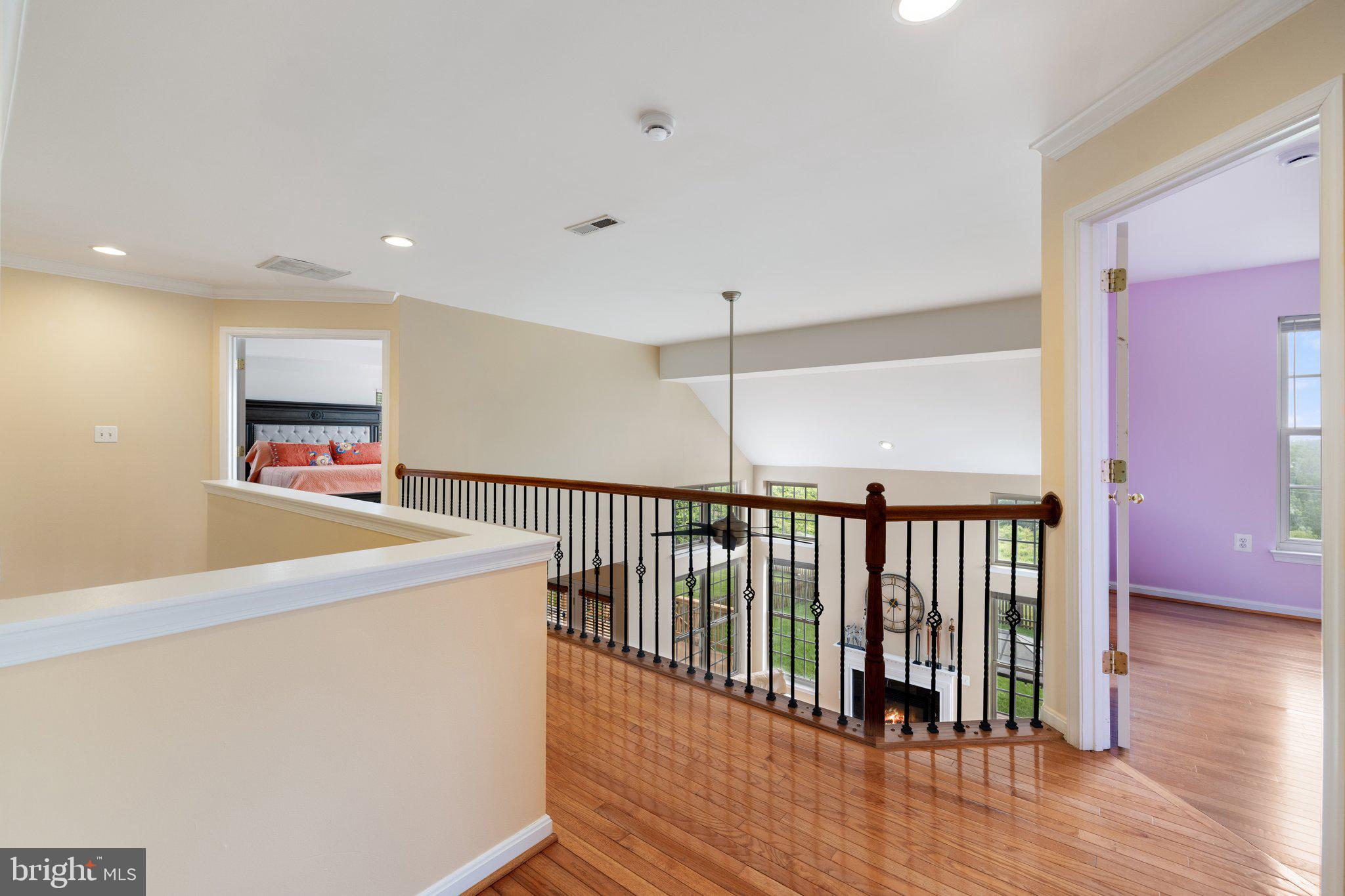 RIVER OAKS - Residential