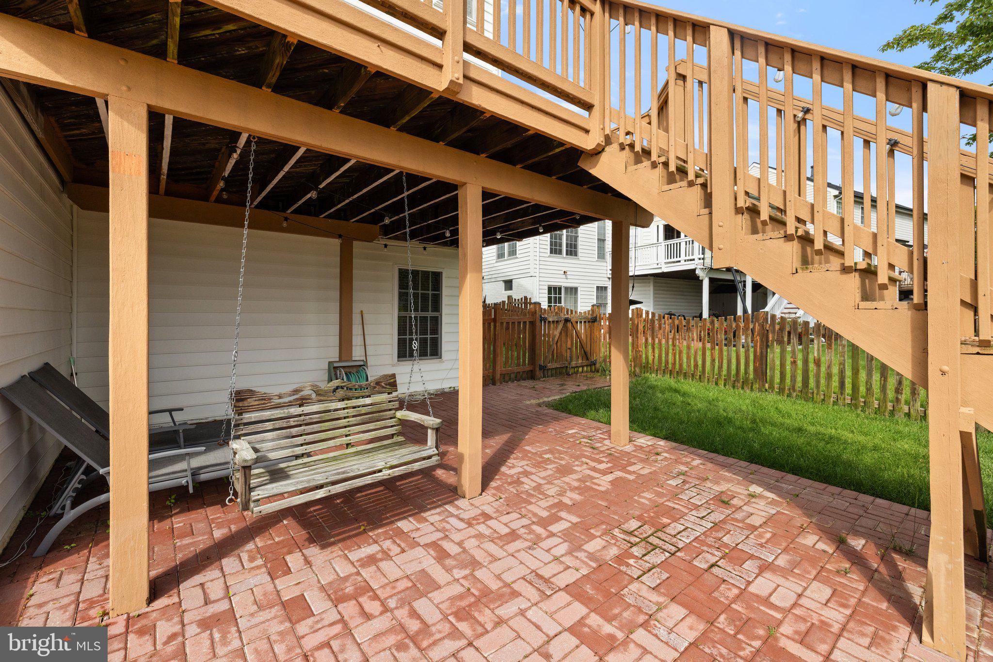 RIVER OAKS - Residential