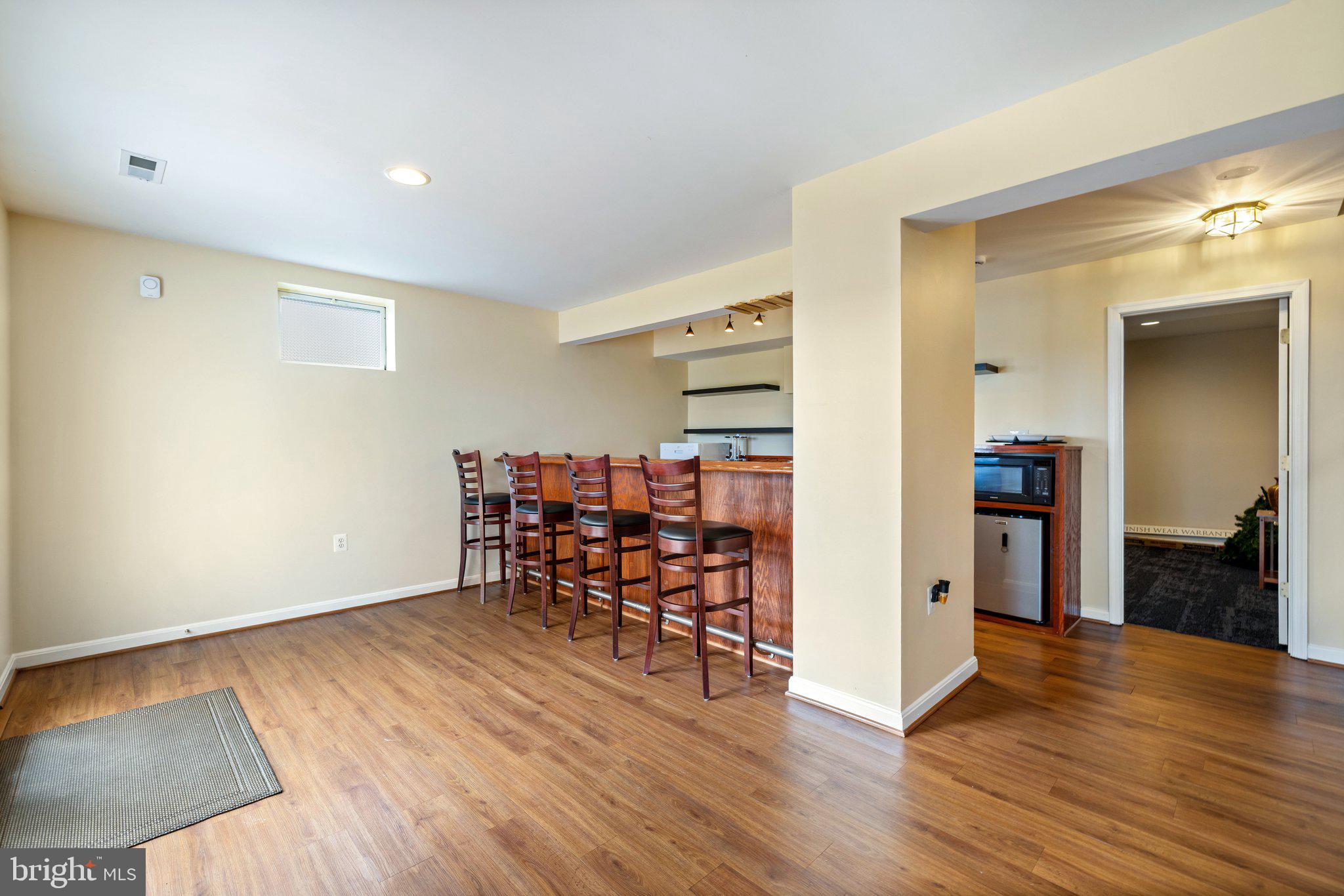 RIVER OAKS - Residential