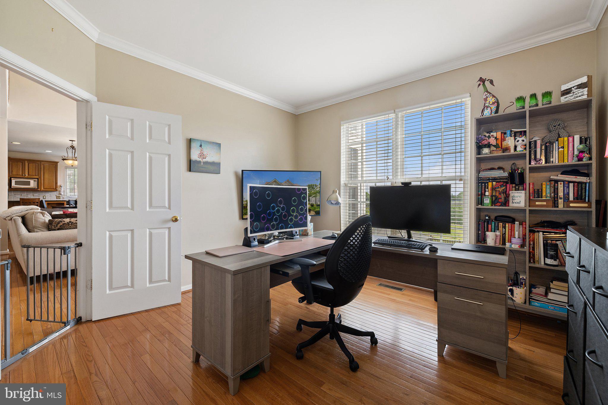 RIVER OAKS - Residential