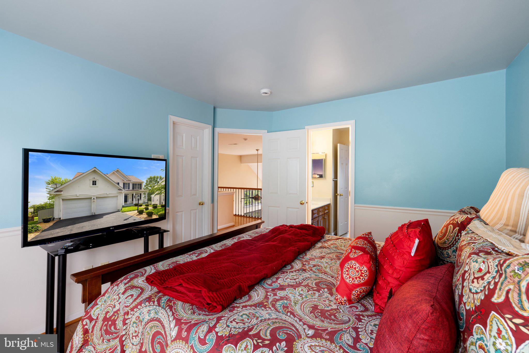 RIVER OAKS - Residential