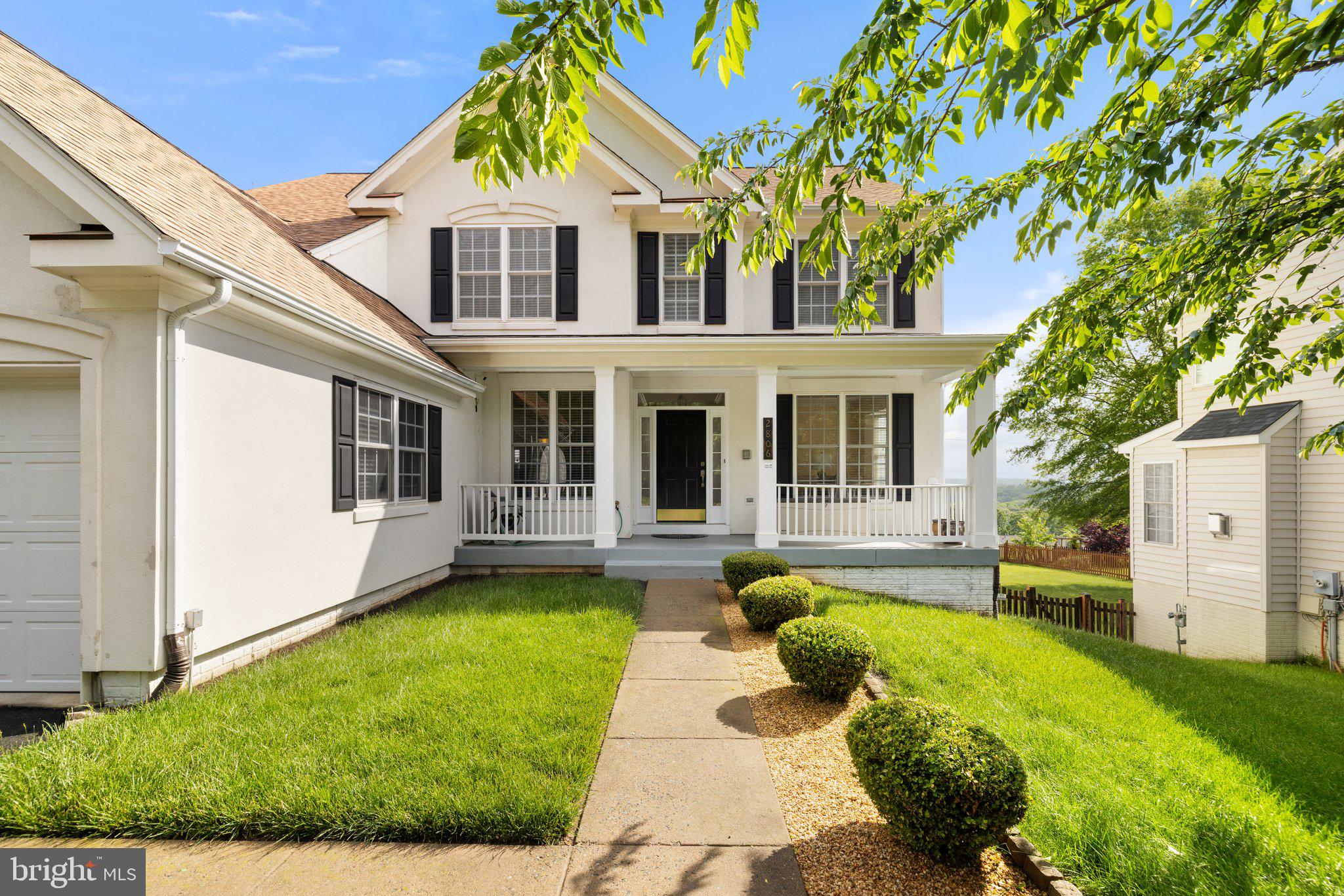 RIVER OAKS - Residential