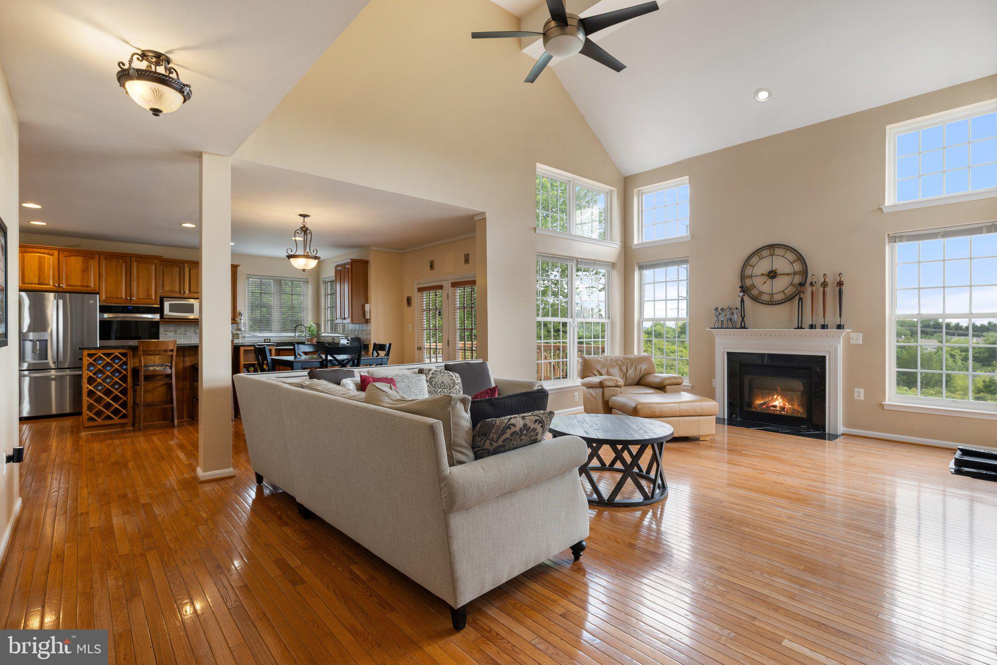 RIVER OAKS - Residential