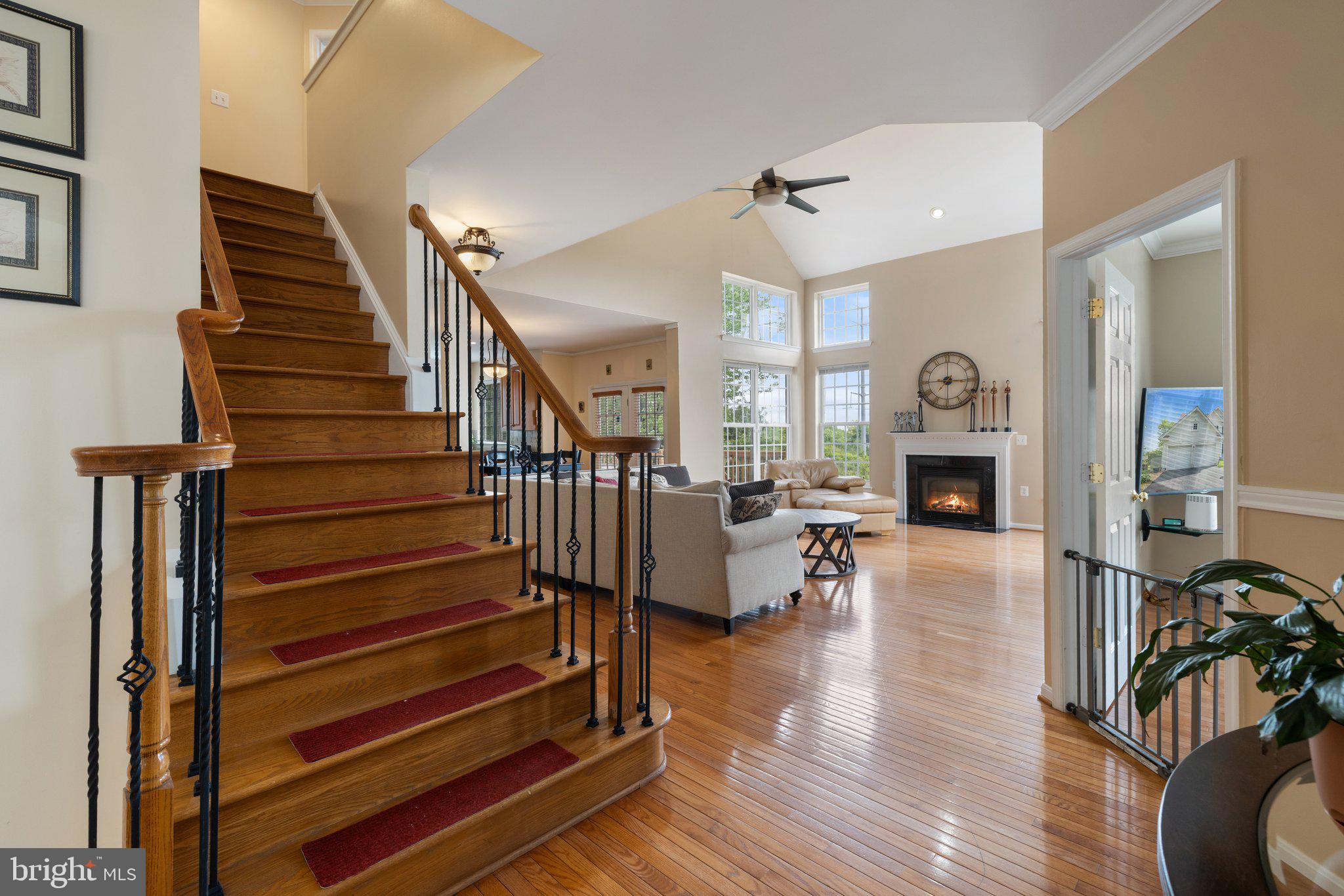 RIVER OAKS - Residential