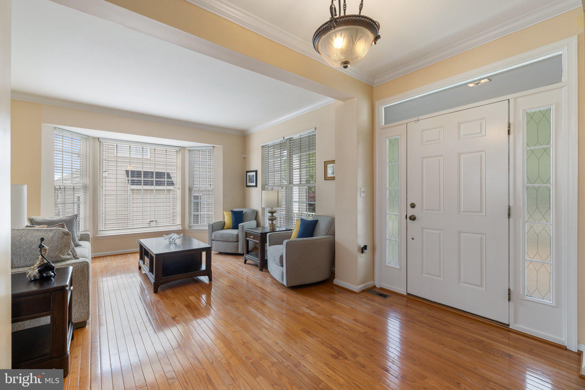 RIVER OAKS - Residential