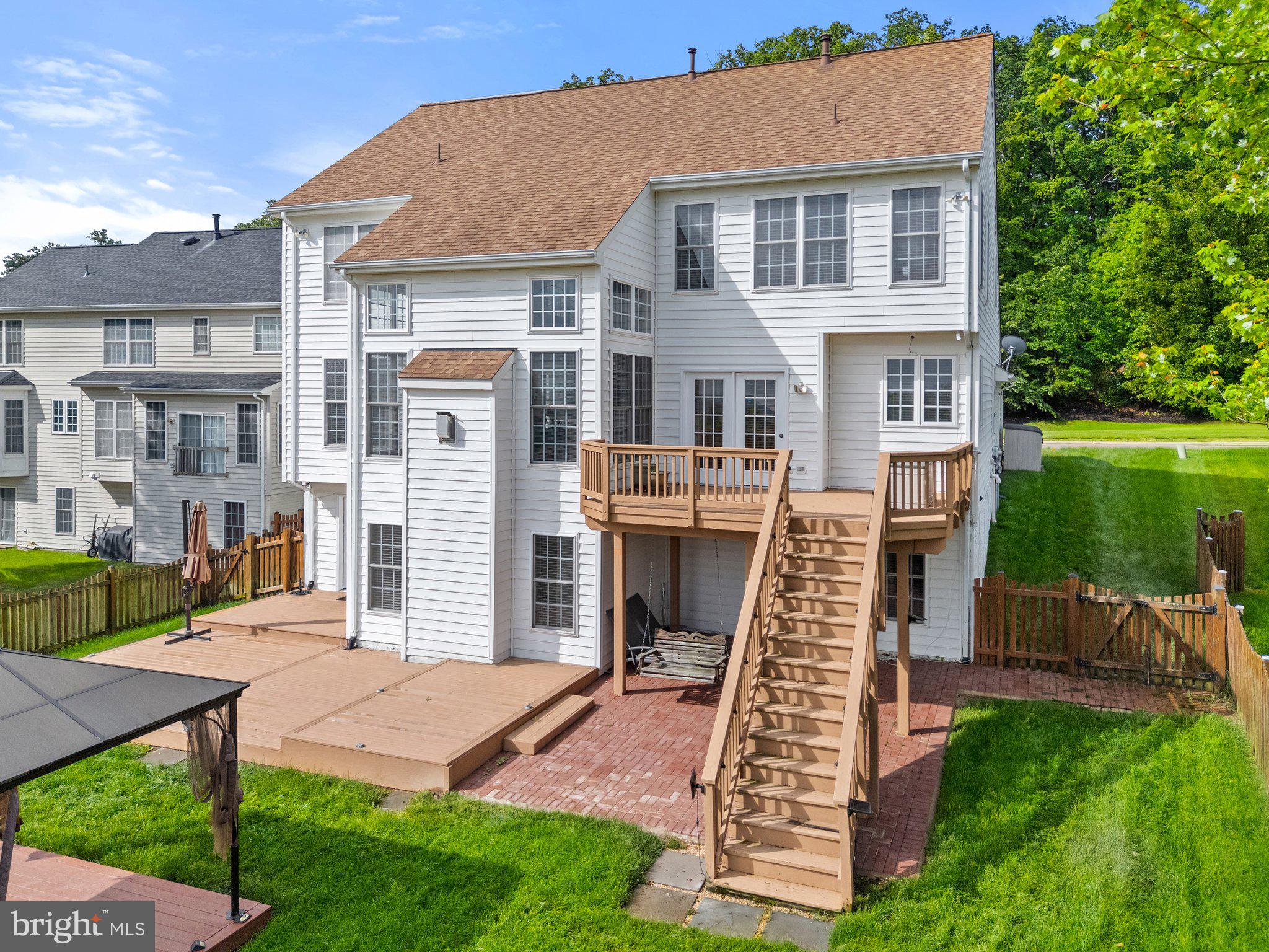 RIVER OAKS - Residential