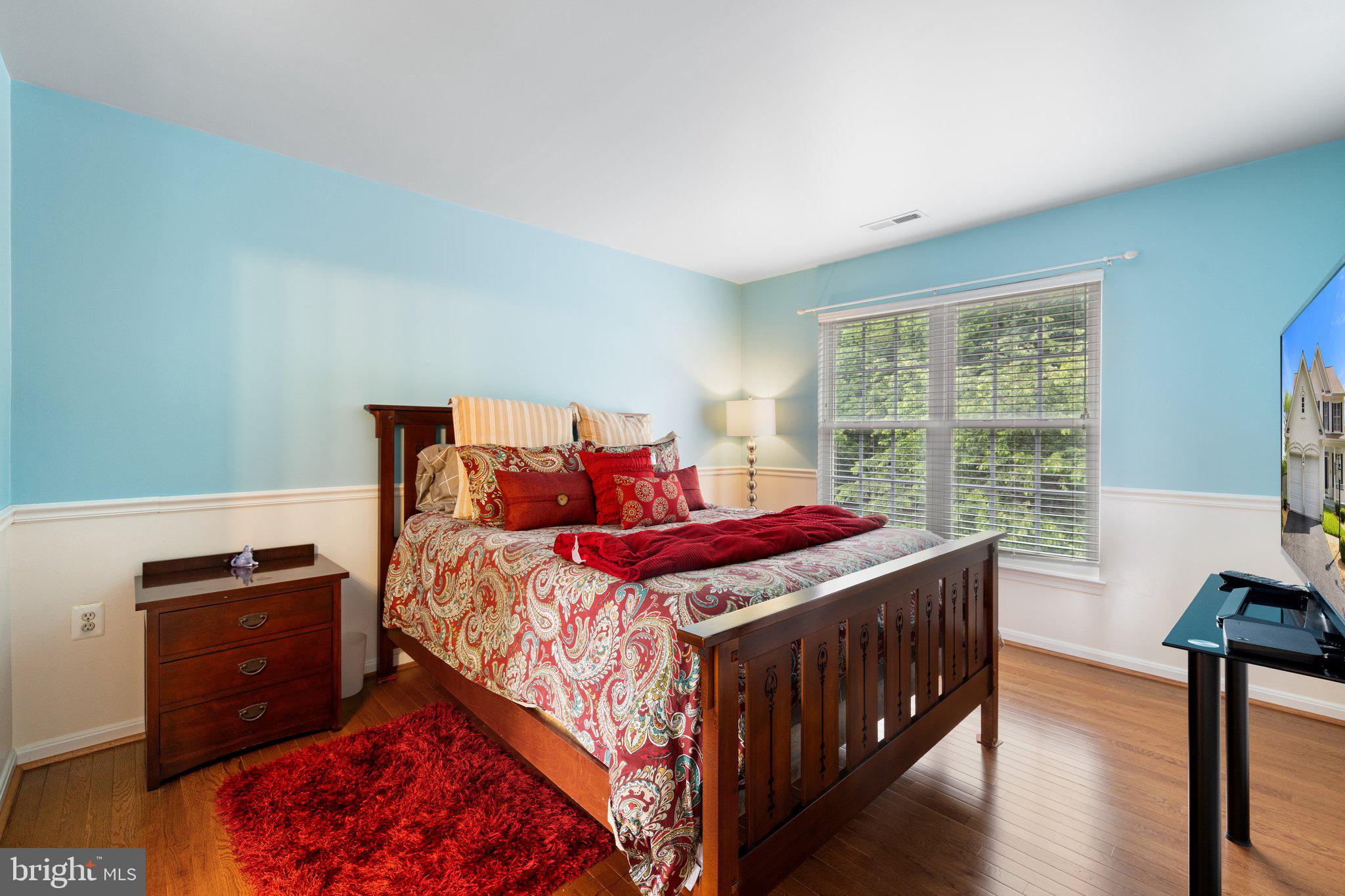 RIVER OAKS - Residential