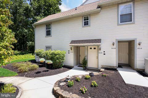 Condo For Sale - 203 Harwood Court<br/> MOUNT LAUREL, NJ 08054
