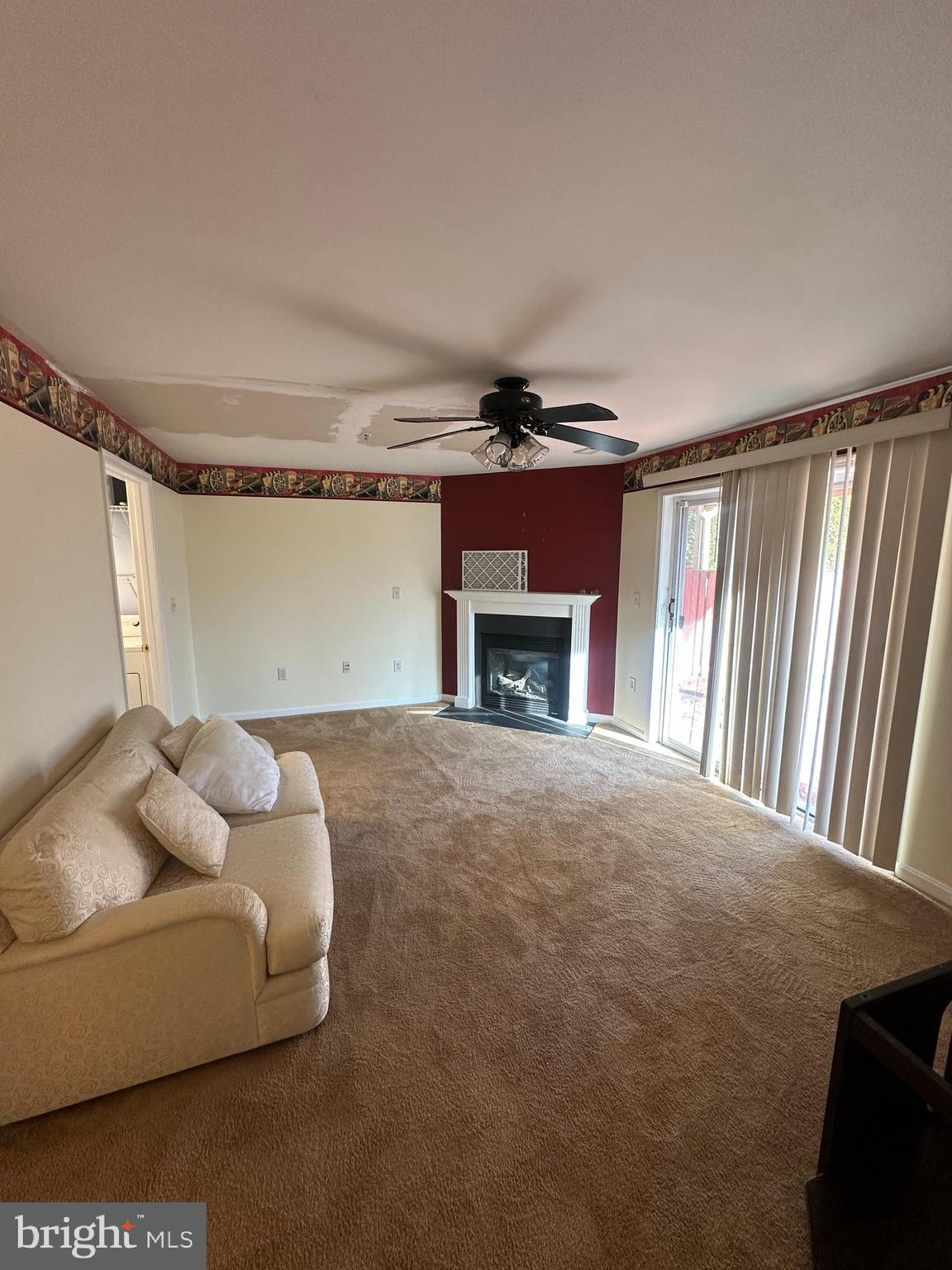 SUMMER WOODS - Residential