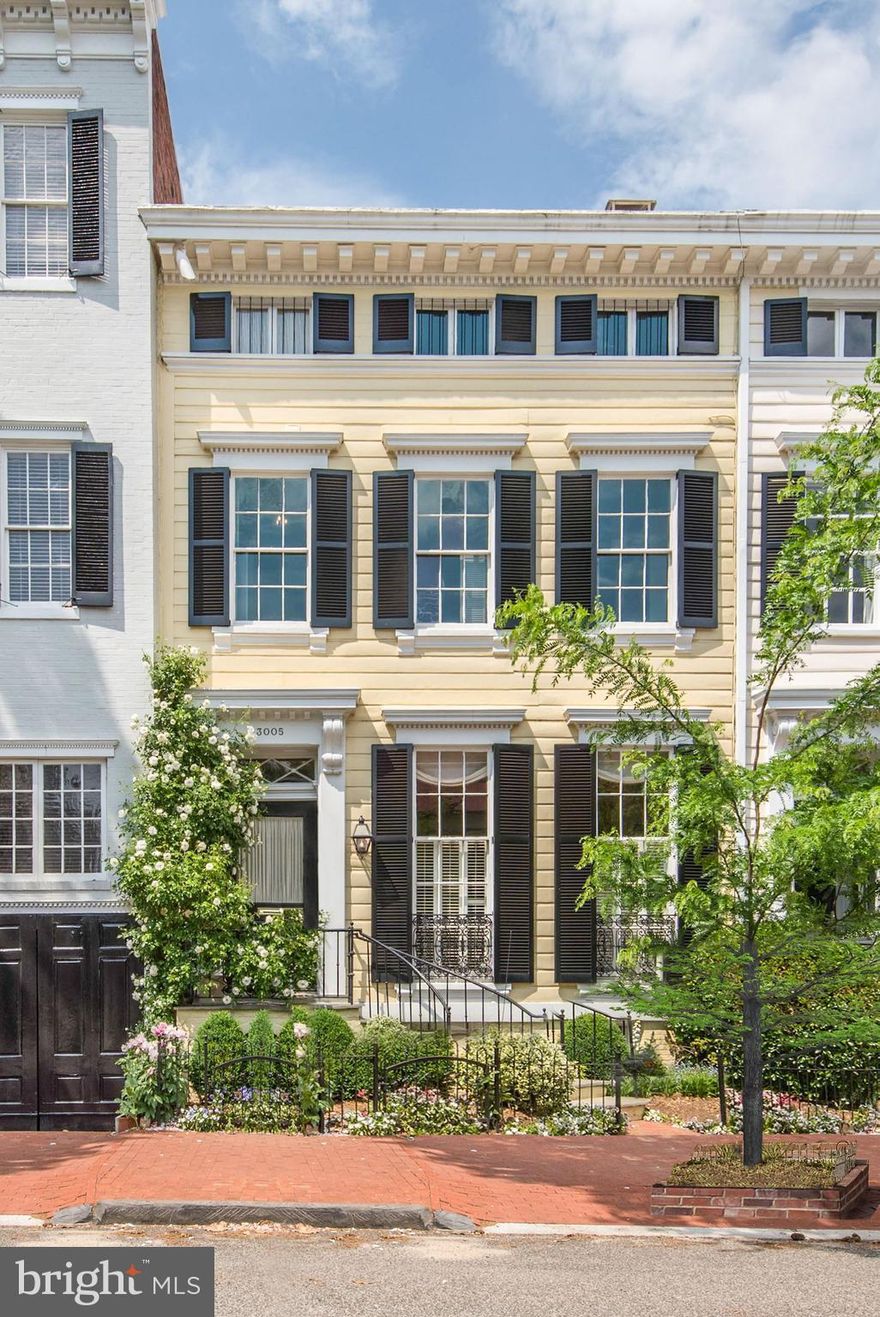 Elegant, renovated, quintessential East Village townhouse with 4BR, 4FB and lovely, deep garden with mature landscaping.  High ceilings, entry level-eat in kitchen, two large entertaining parlors, beautiful moldings and custom built cabinetry.  Tons of storage and move-in condition.Total living square footage is 4000+. Stunning. Must see!  Sellers have pre-paid rental pking for 1yr/2 blocks close.