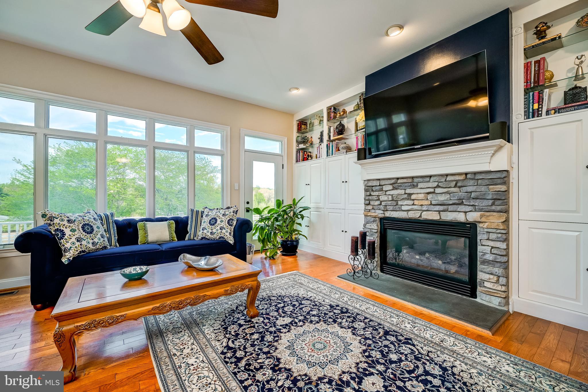 HIGHLAND - Residential