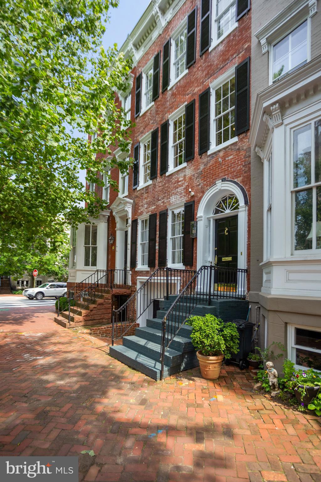 GEORGETOWN - Residential
