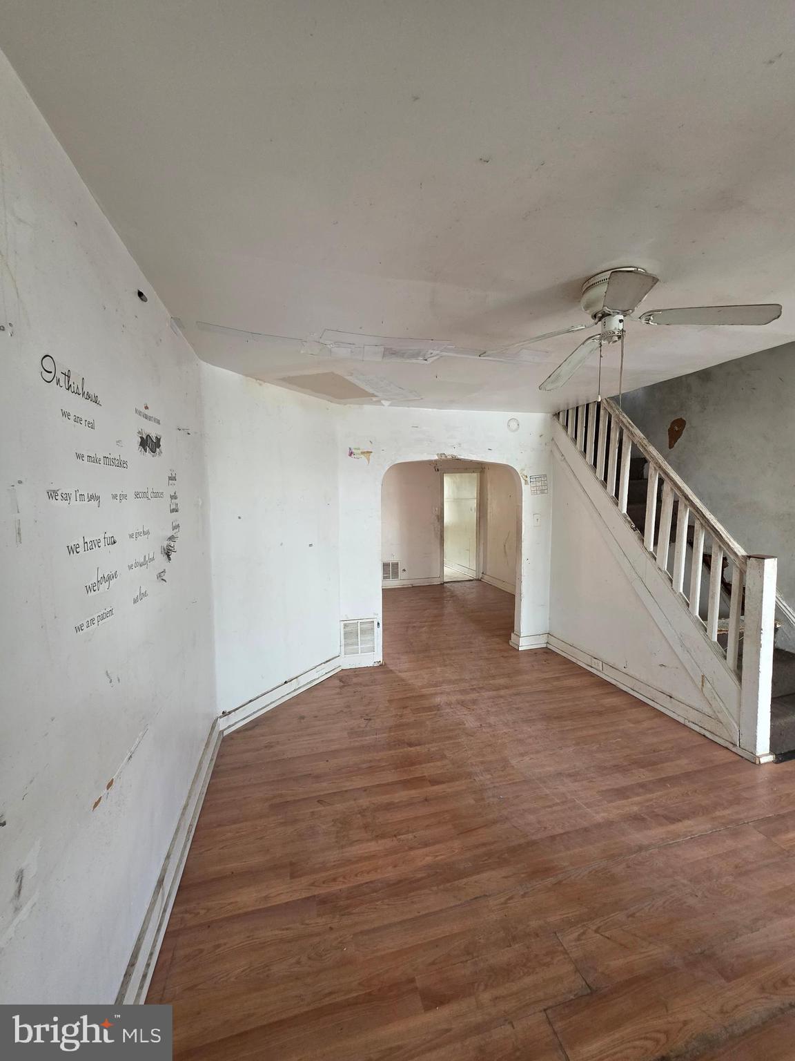 258 W SHELDON STREET