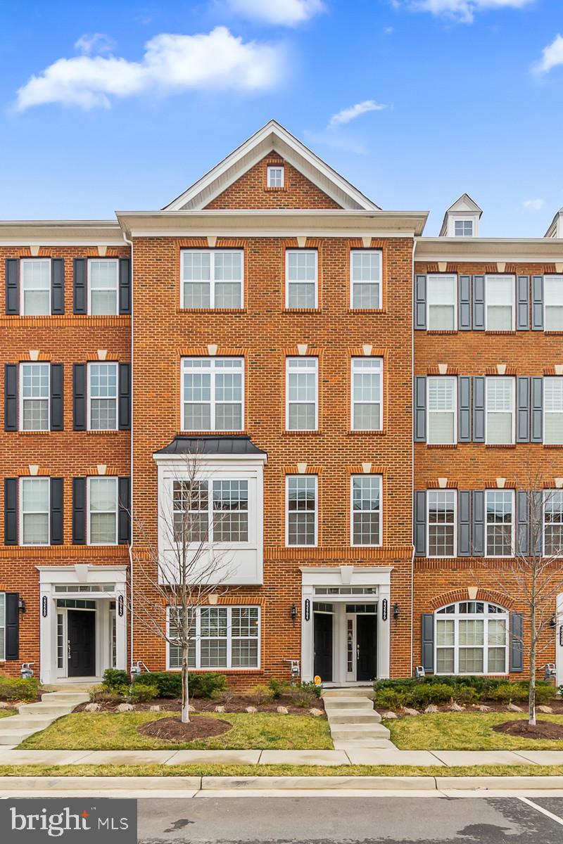 LOUDOUN VALLEY BUCKINGHAM - Residential