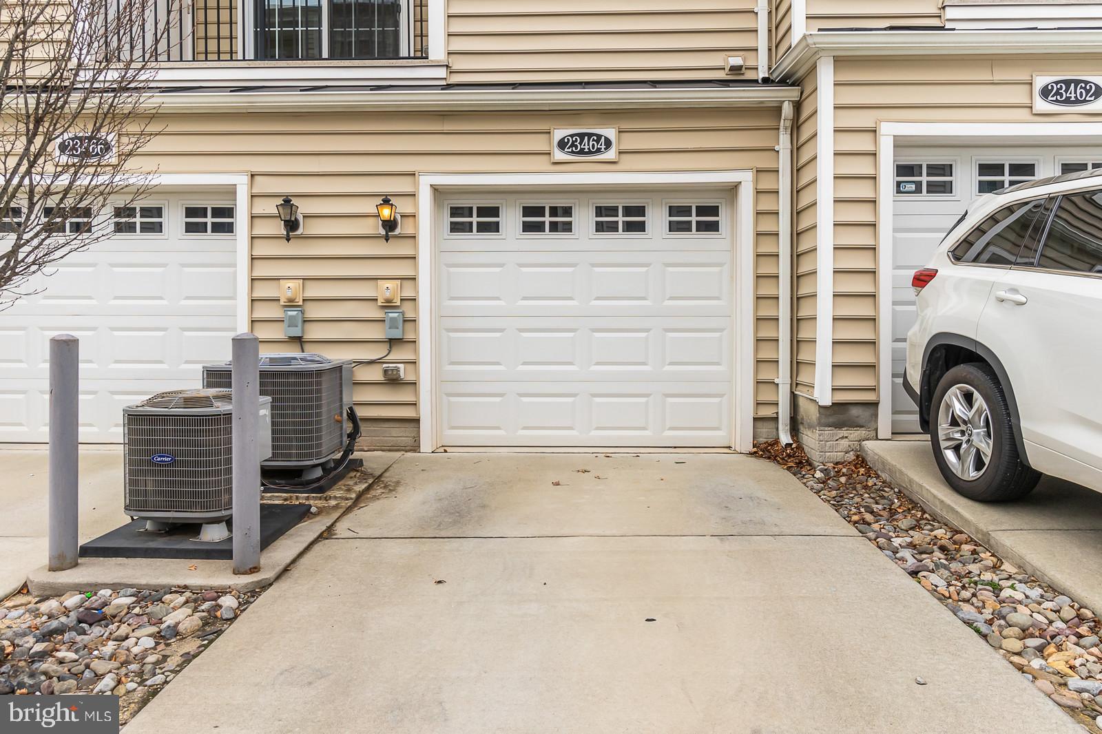 LOUDOUN VALLEY BUCKINGHAM - Residential