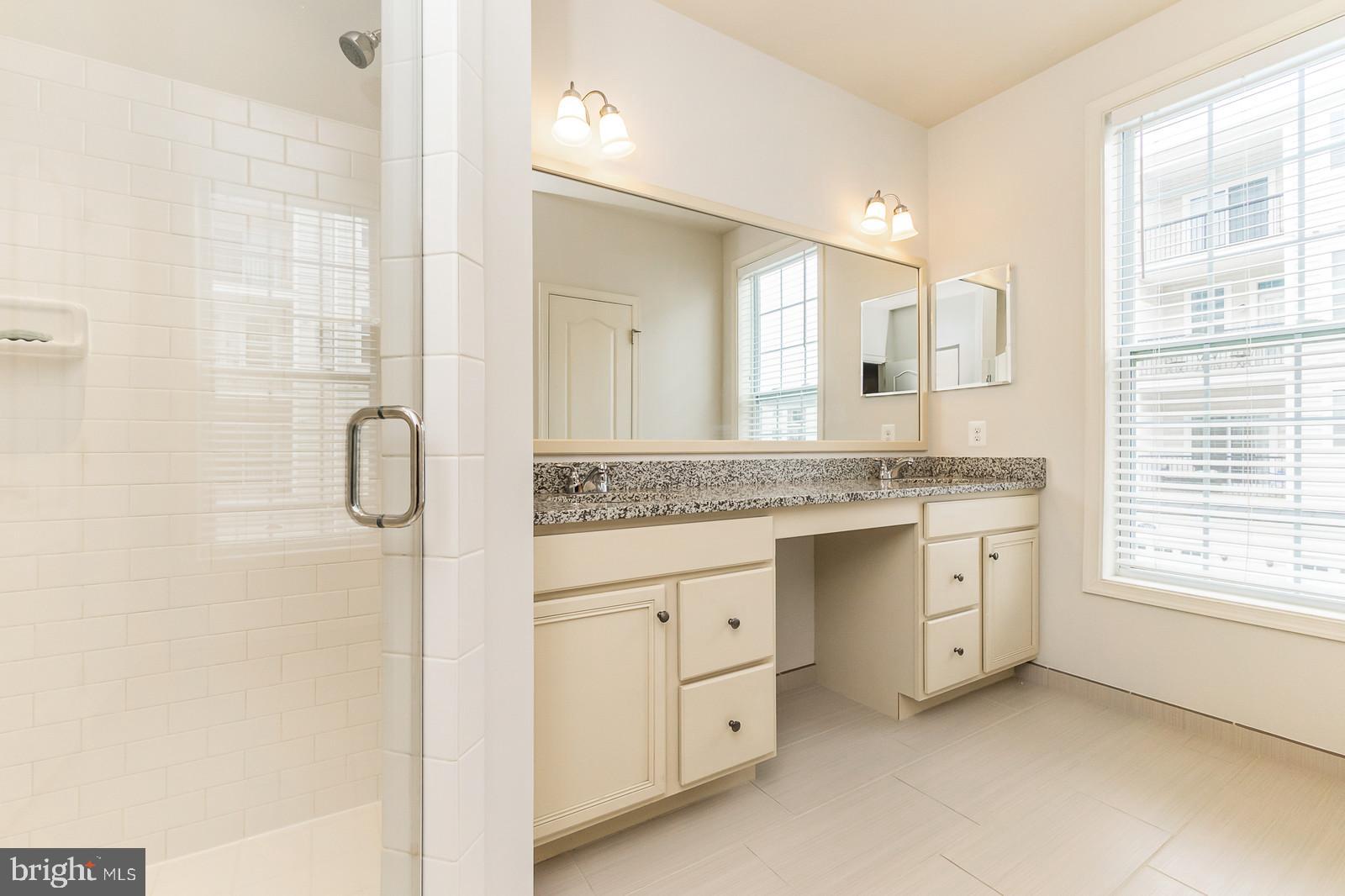 LOUDOUN VALLEY BUCKINGHAM - Residential