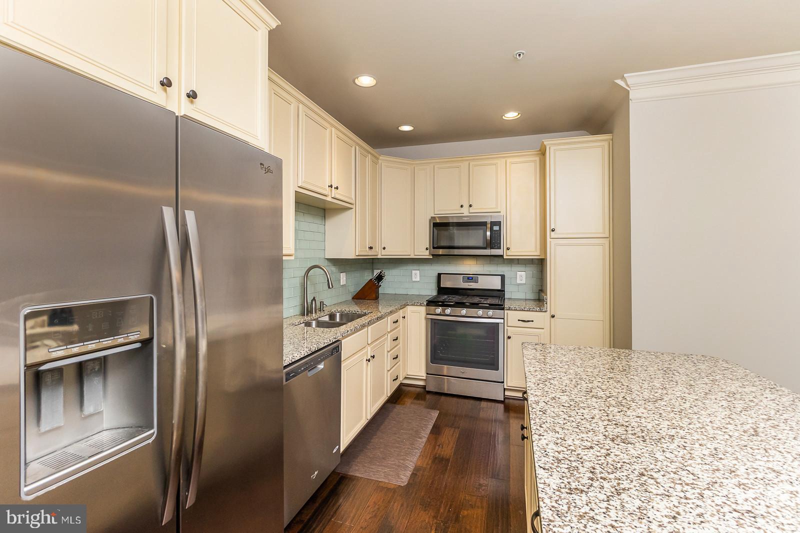 LOUDOUN VALLEY BUCKINGHAM - Residential