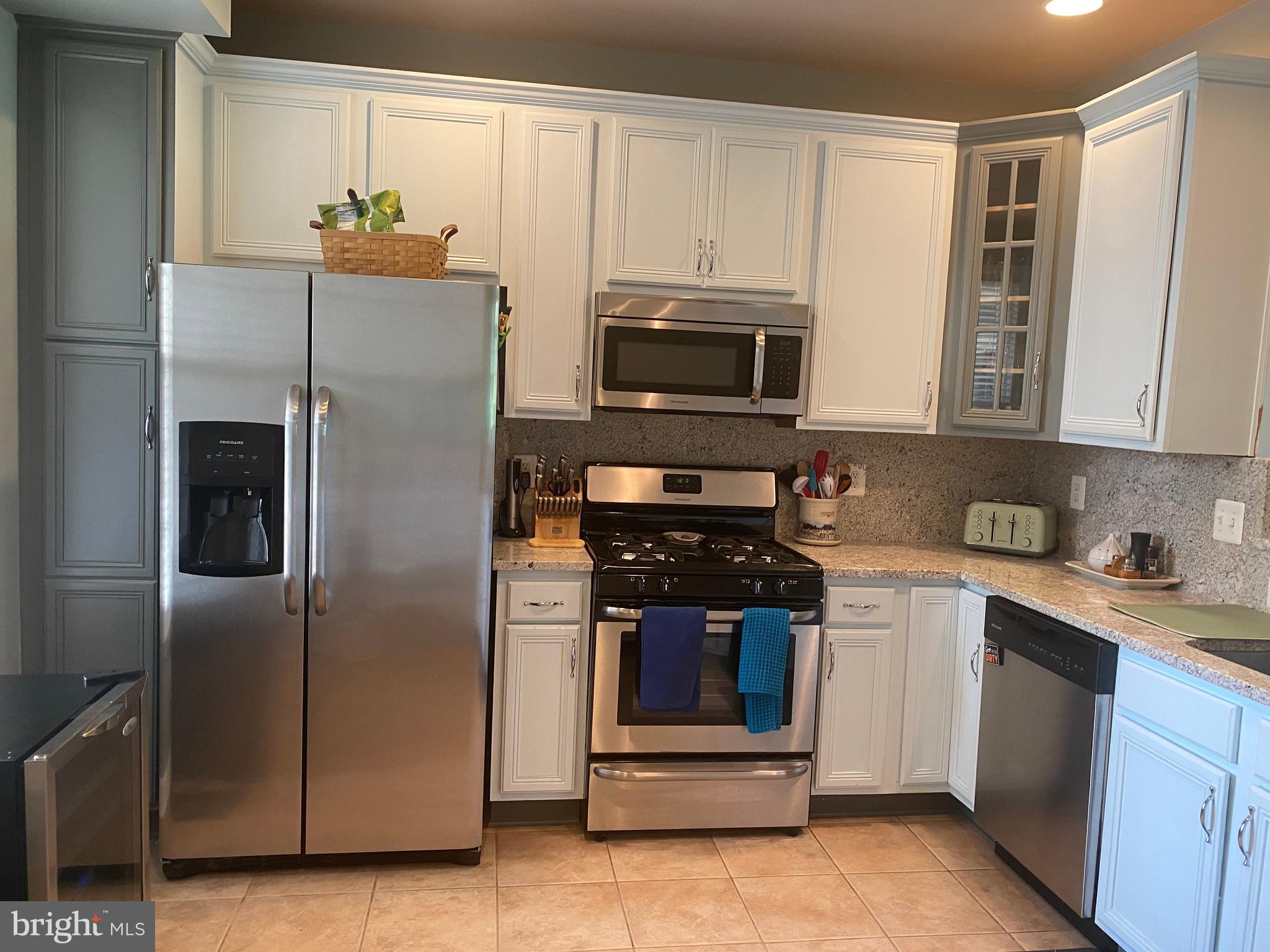 BELMONT BAY - Residential