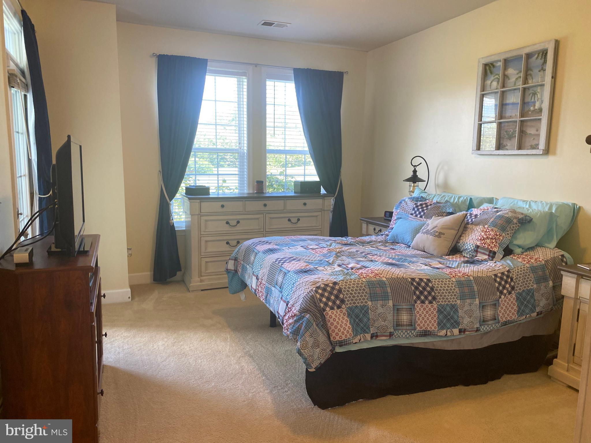 BELMONT BAY - Residential