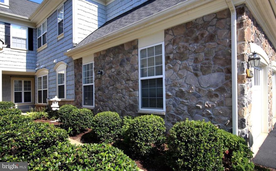 Gorgeous 3 bedroom 2 bath Condo with  updated kitchen. Backyard is wide open as it once was a golf course. Beautiful built in bookcase with glass front. Check out the Murphy bed and master bedroom suite.  This won't last long.