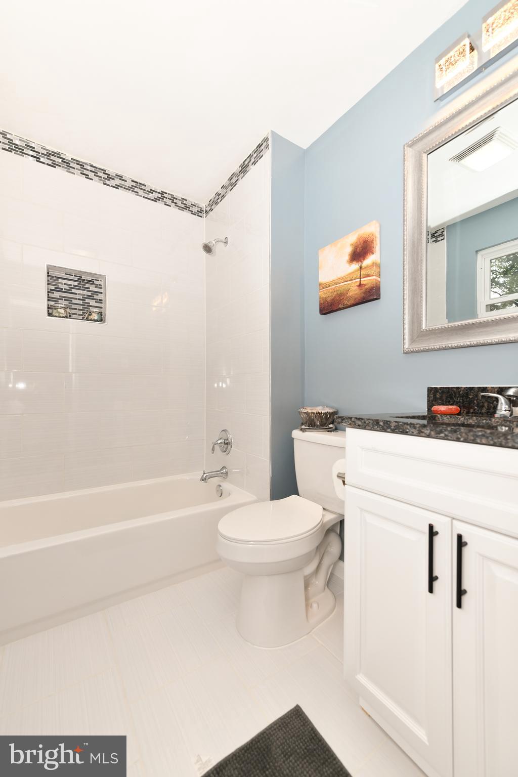 NORTH BARNABY - Residential