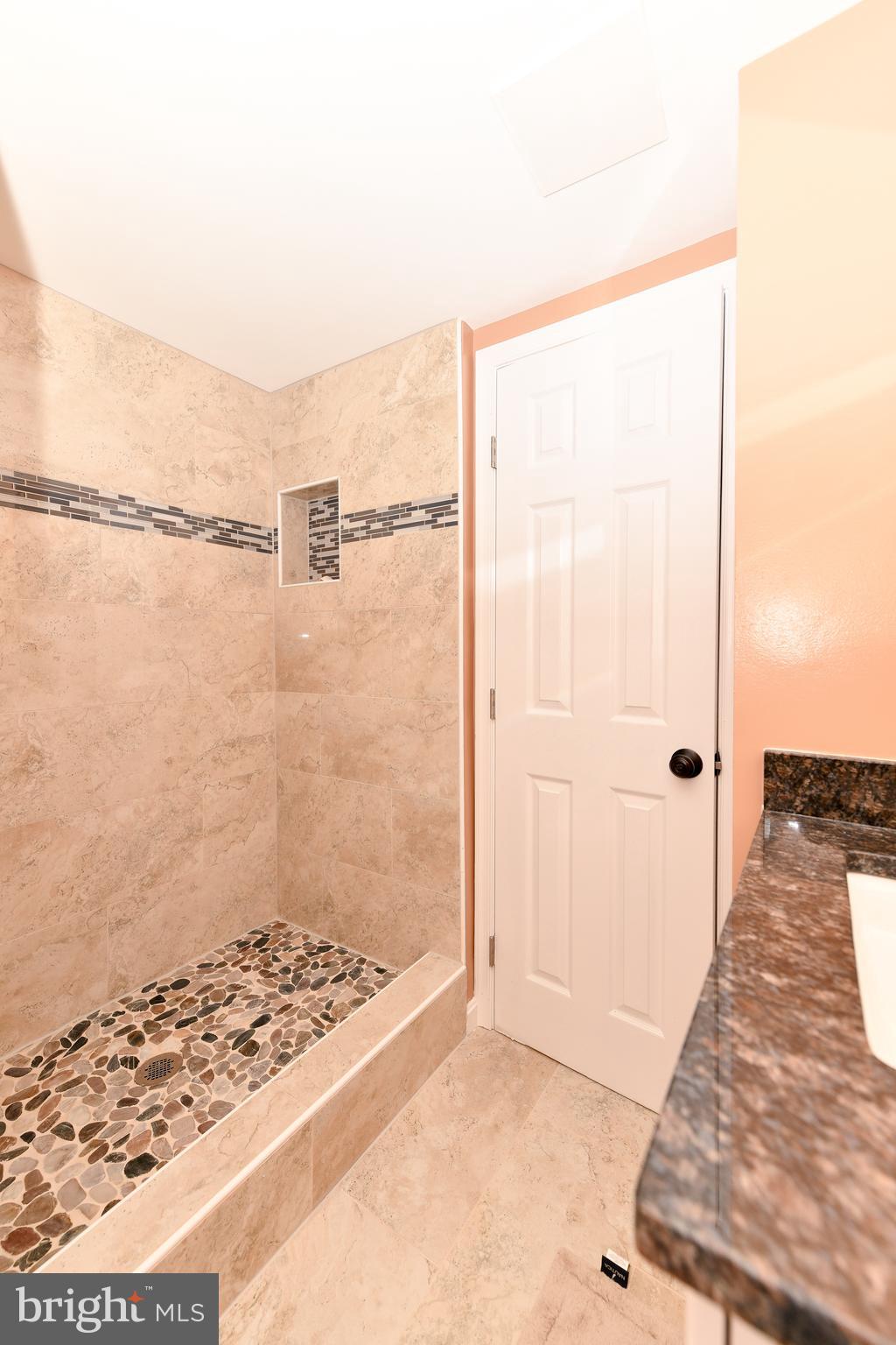 NORTH BARNABY - Residential