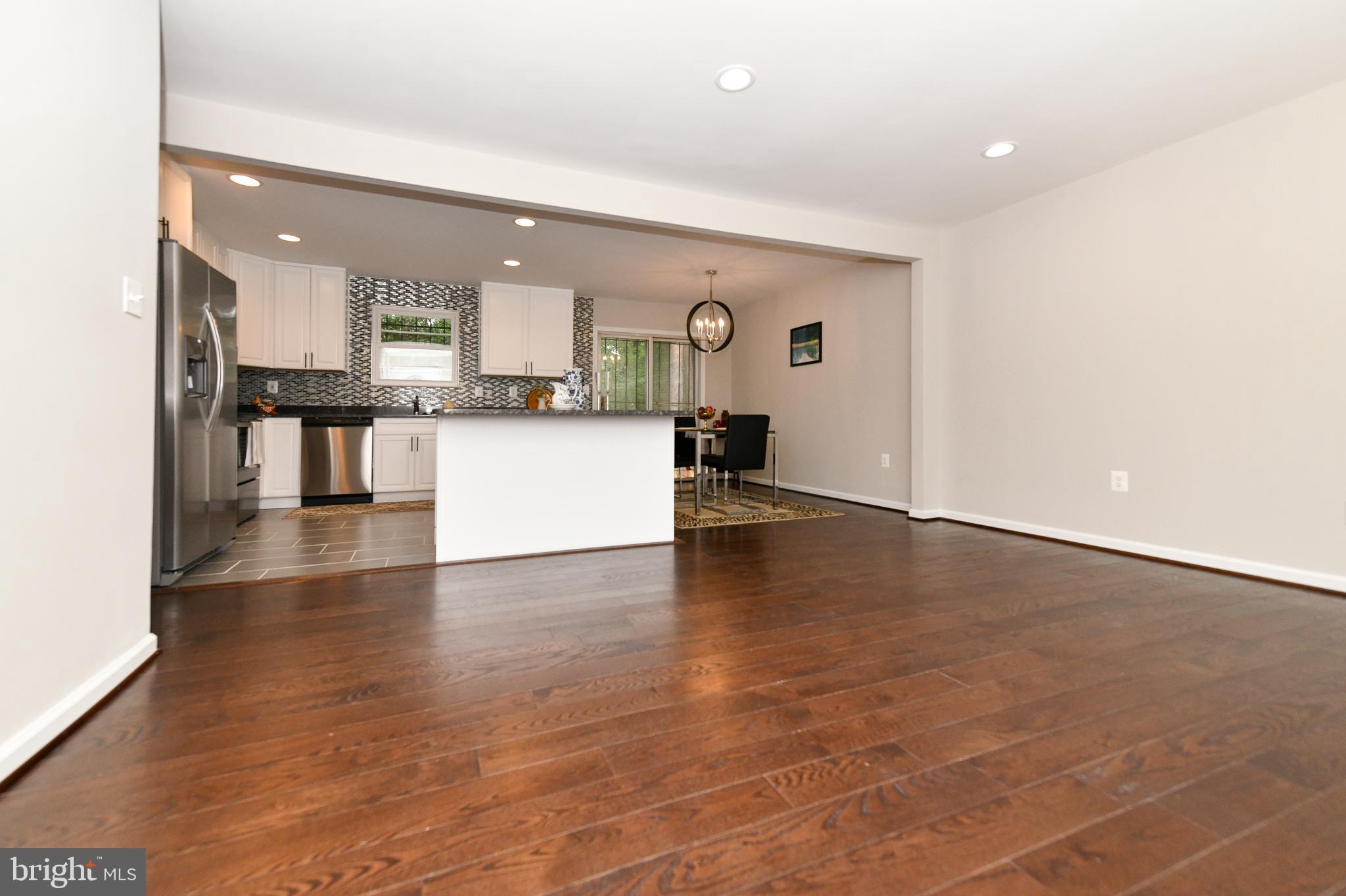 NORTH BARNABY - Residential