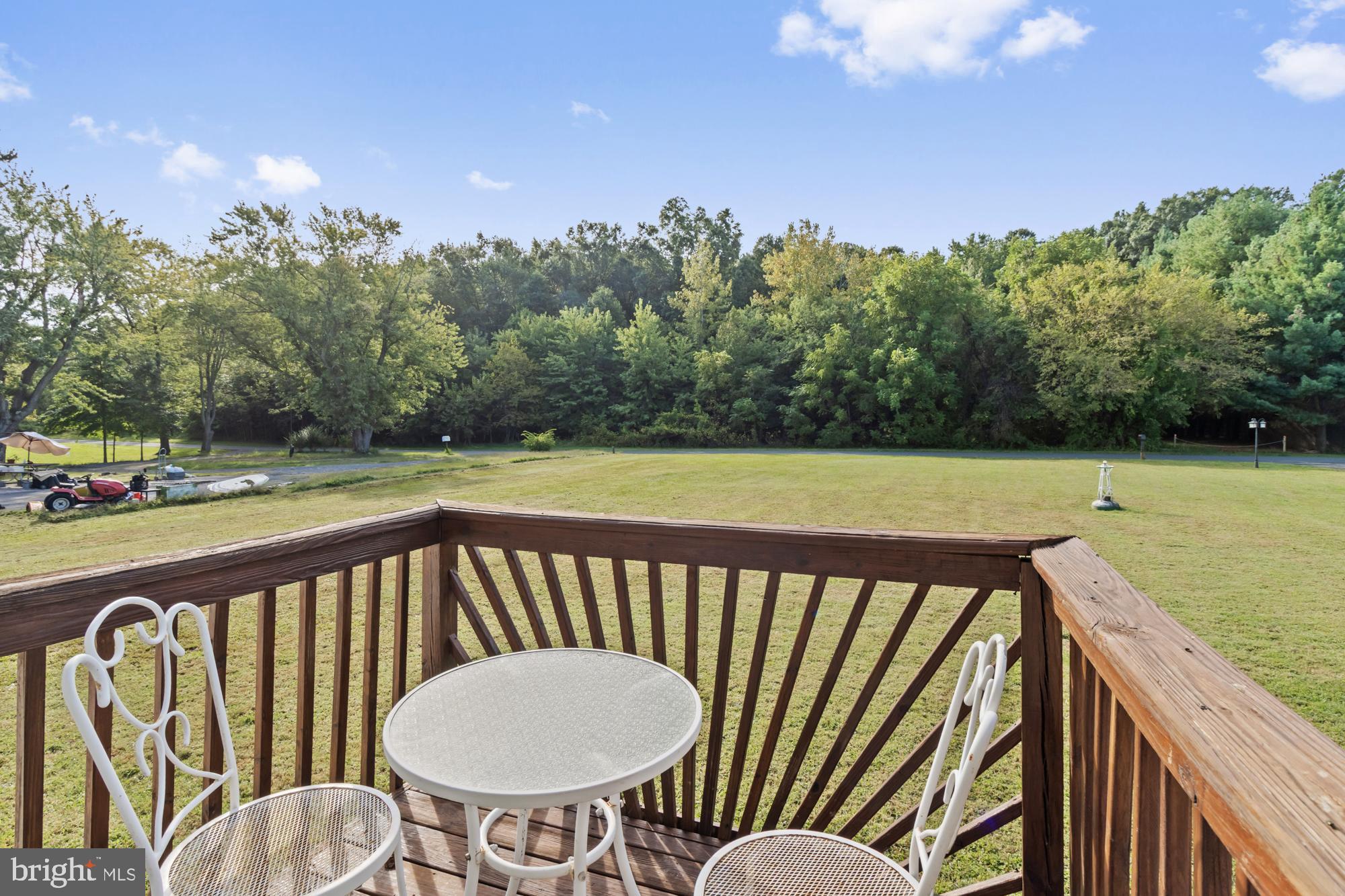 BOWLEYS QUARTERS - Residential Lease