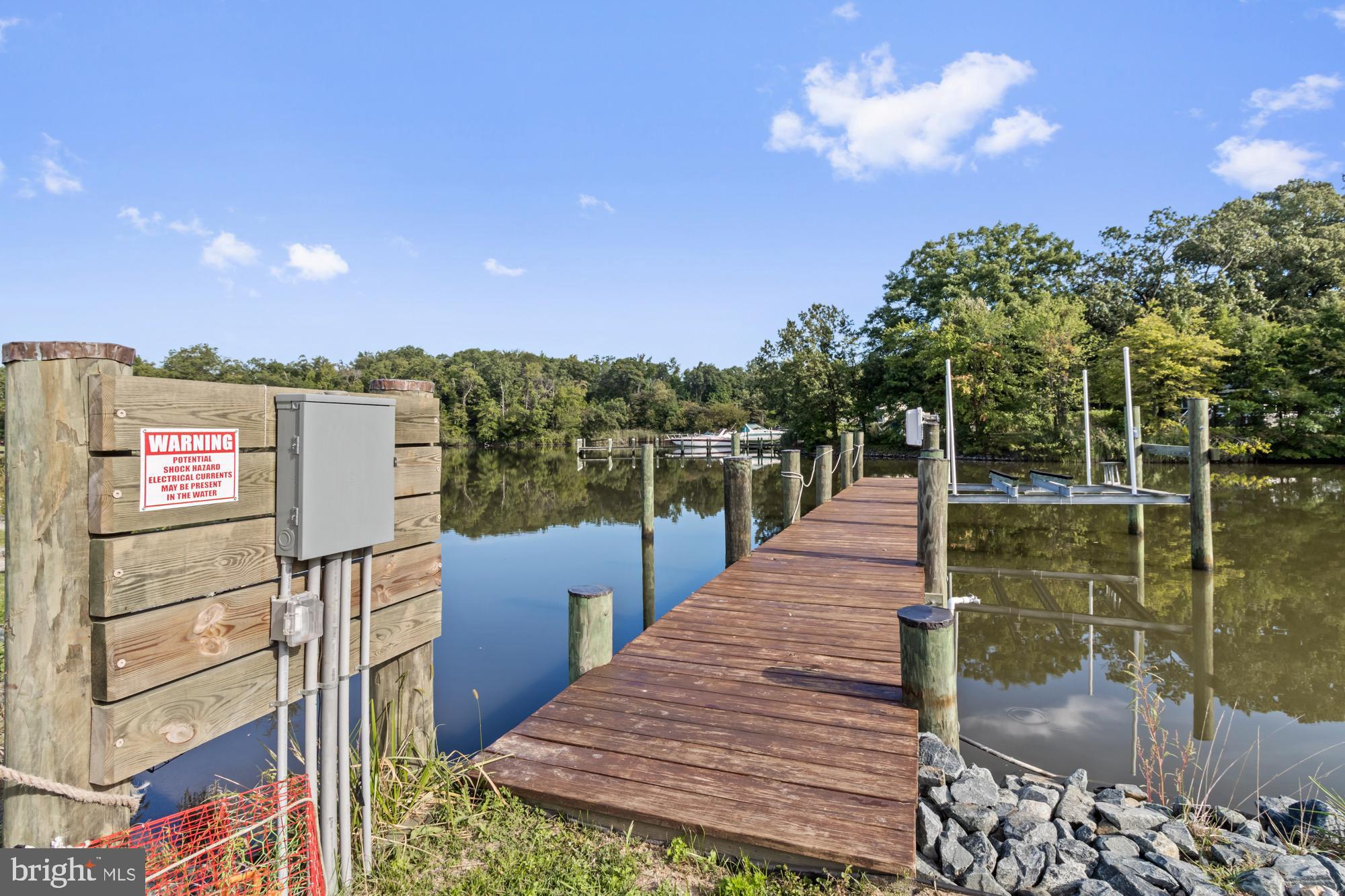BOWLEYS QUARTERS - Residential Lease