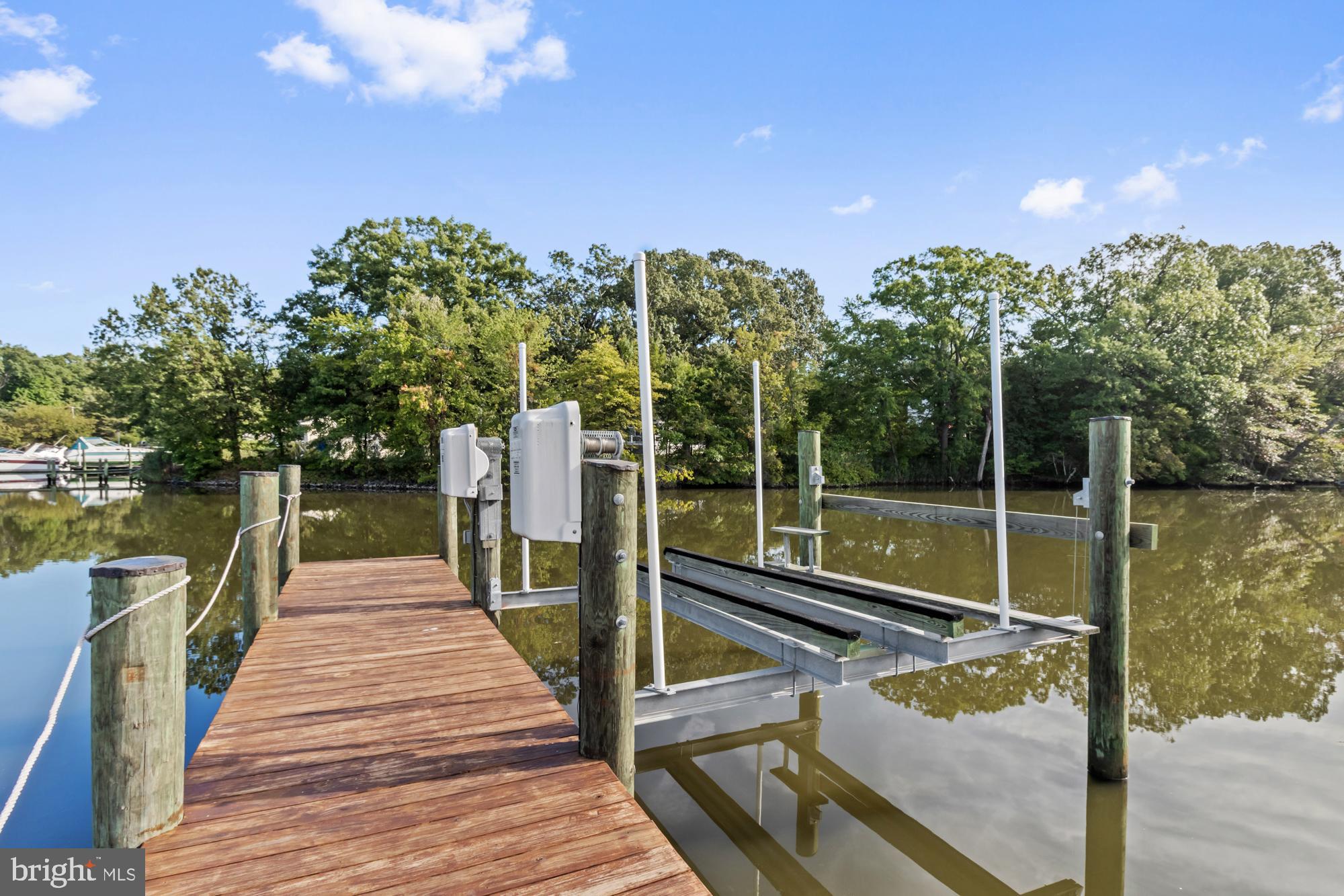 BOWLEYS QUARTERS - Residential Lease