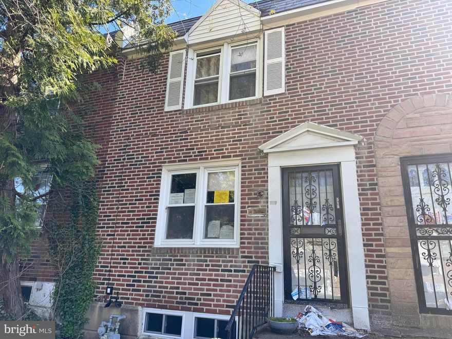 Opportunity awaits in this classic 2-story, 3-bedroom Airlite row home nestled in Colwyn Borough, Delaware County. Featuring a traditional layout with generous living and dining spaces, this home offers solid bones and endless potential for customization.

The property includes a full, unfinished basement—ideal for storage or future finishing—along with a front patio perfect for relaxing outdoors. The kitchen provides direct access to a rear driveway, adding everyday convenience and off-street parking.

With its well-proportioned rooms and desirable location, this home is a great chance to bring your vision to life and create lasting value.
Property may not be cleaned out prior to settlement. Buyer to assume all contents will not be removed.